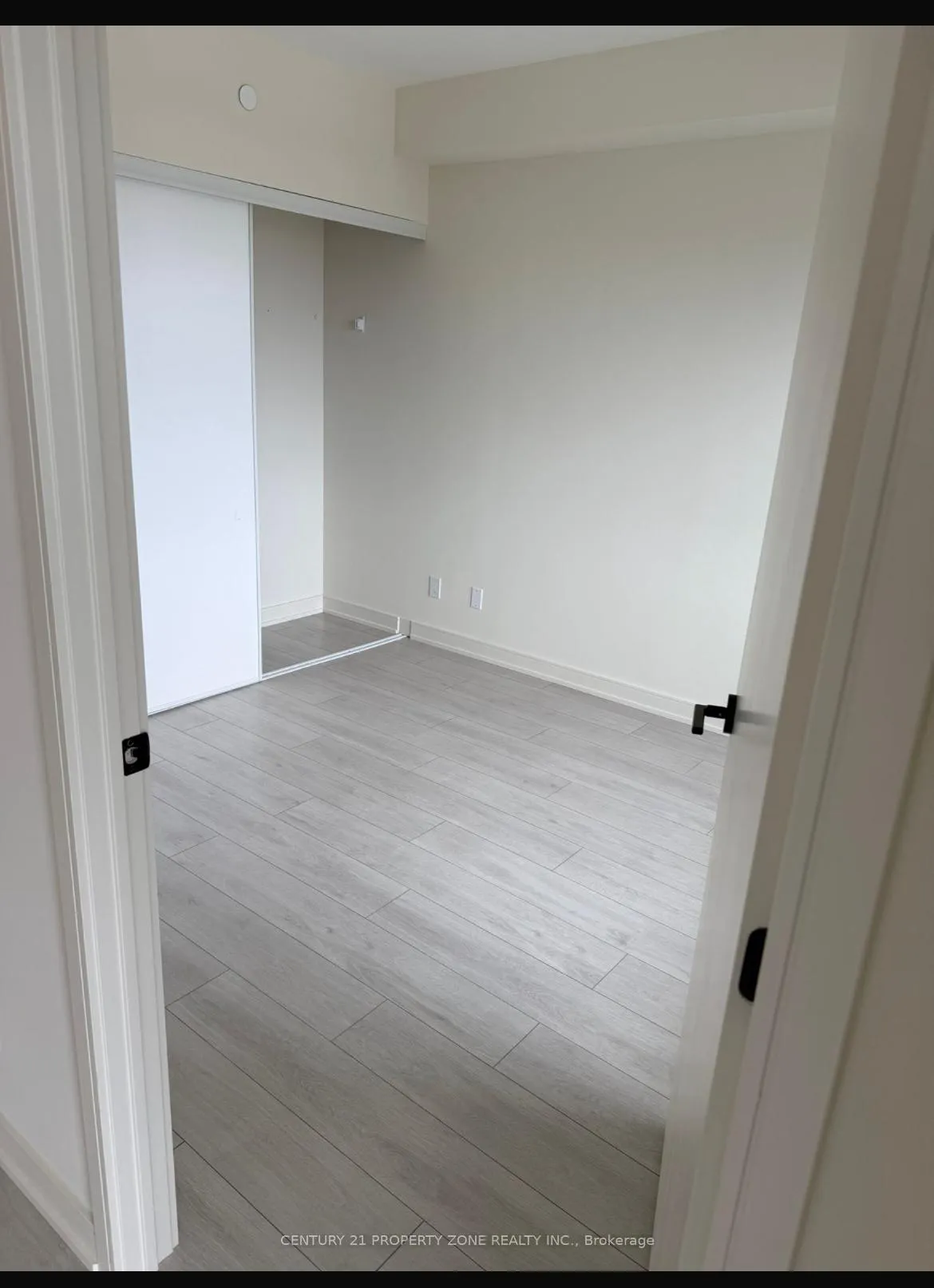 Photo 4 of Unit 806, 8020 Derry Road W, Milton, Coates — HOMEH