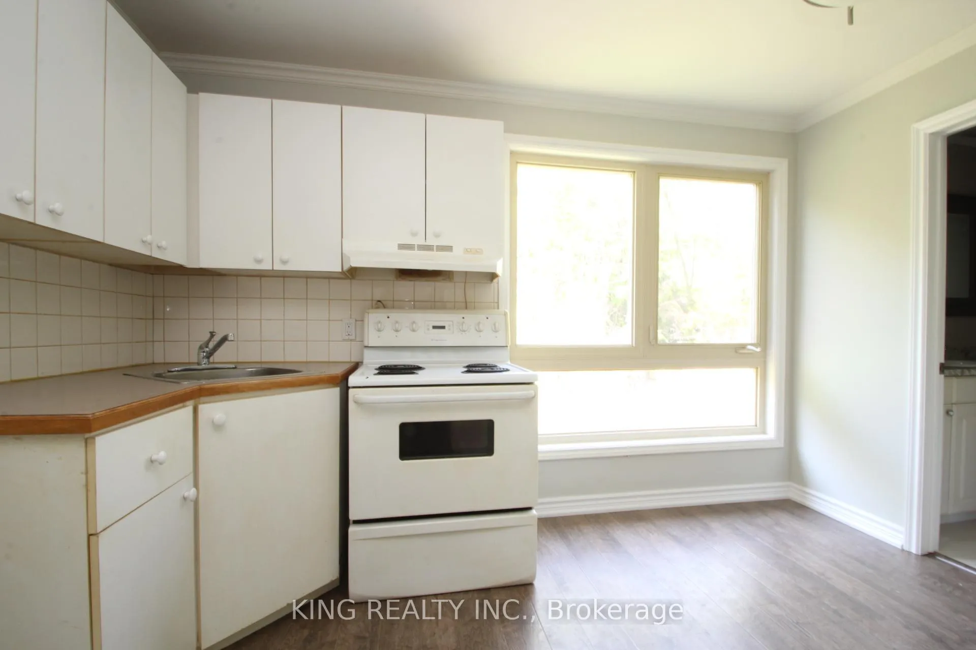 Photo 6 of Unit 2, 21020 Dalton Road, Georgina, Sutton & Jackson's Point — HOMEH