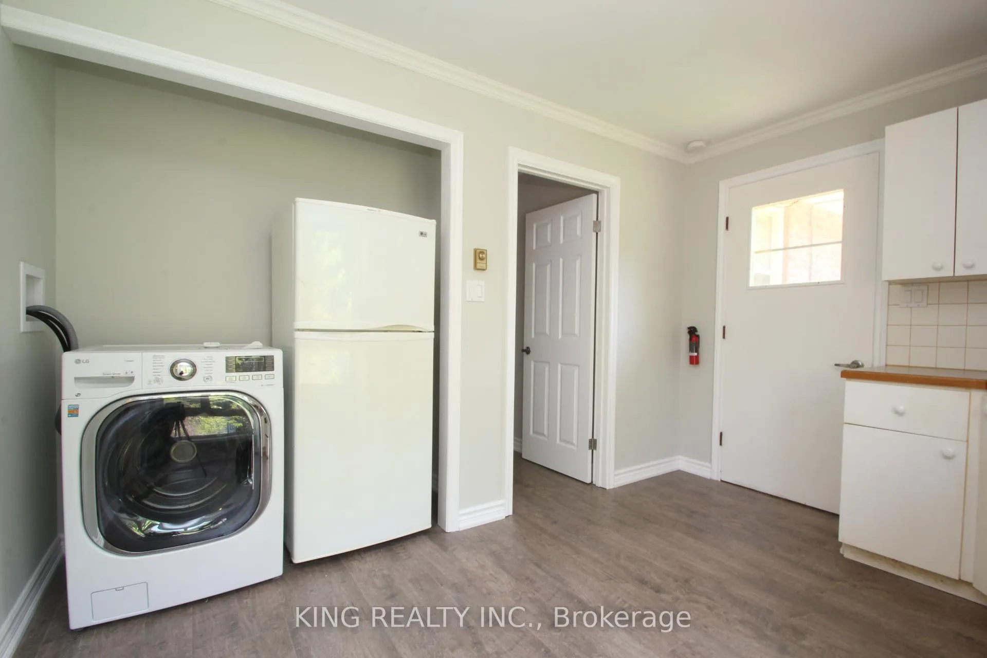 Photo 8 of Unit 2, 21020 Dalton Road, Georgina, Sutton & Jackson's Point — HOMEH