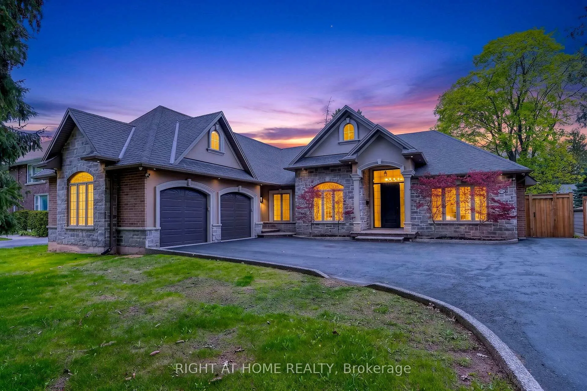 Photo 1 of 775 King Road, Burlington, LaSalle — HOMEH