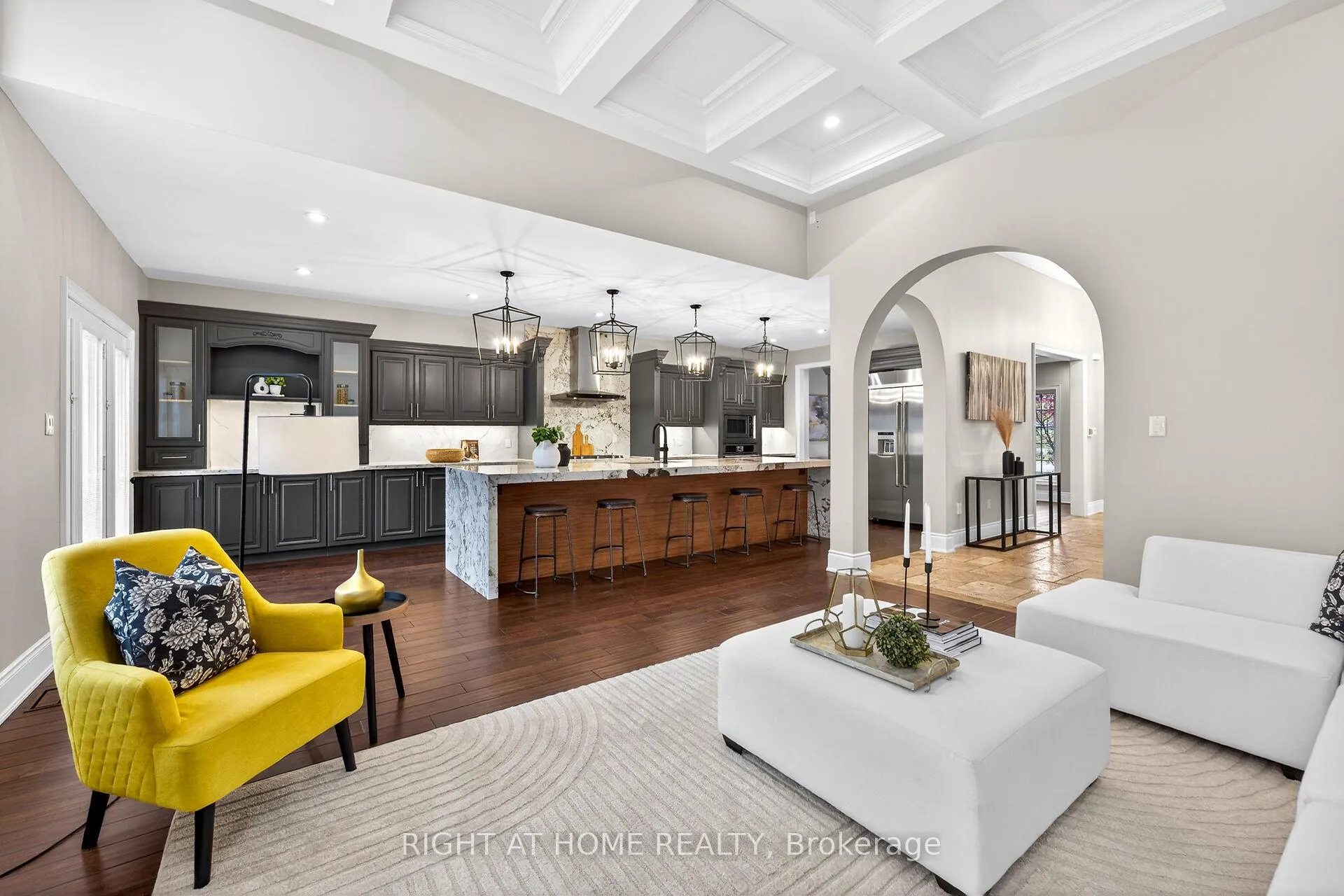Photo 4 of 775 King Road, Burlington, LaSalle — HOMEH