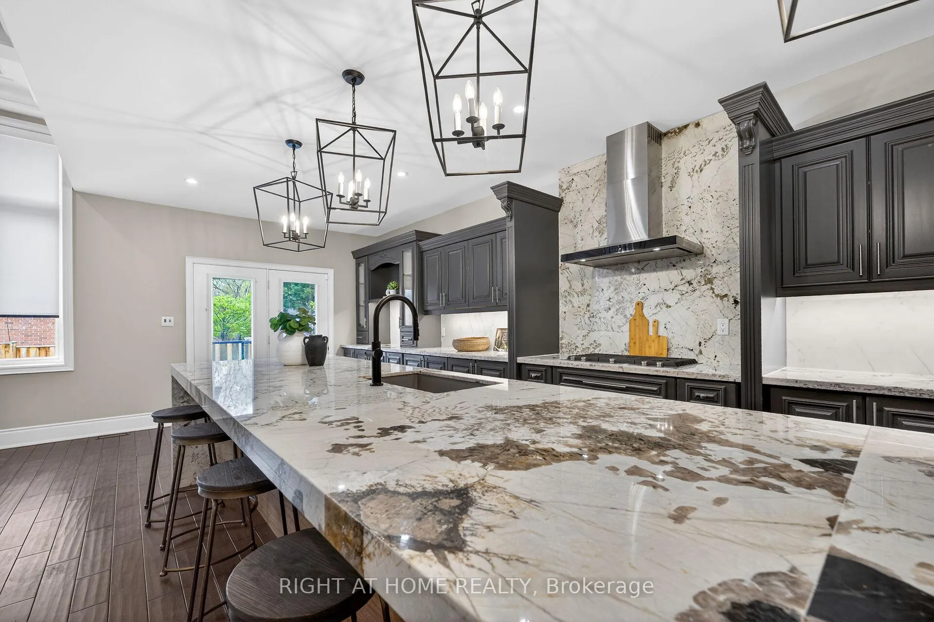 Photo 9 of 775 King Road, Burlington, LaSalle — HOMEH