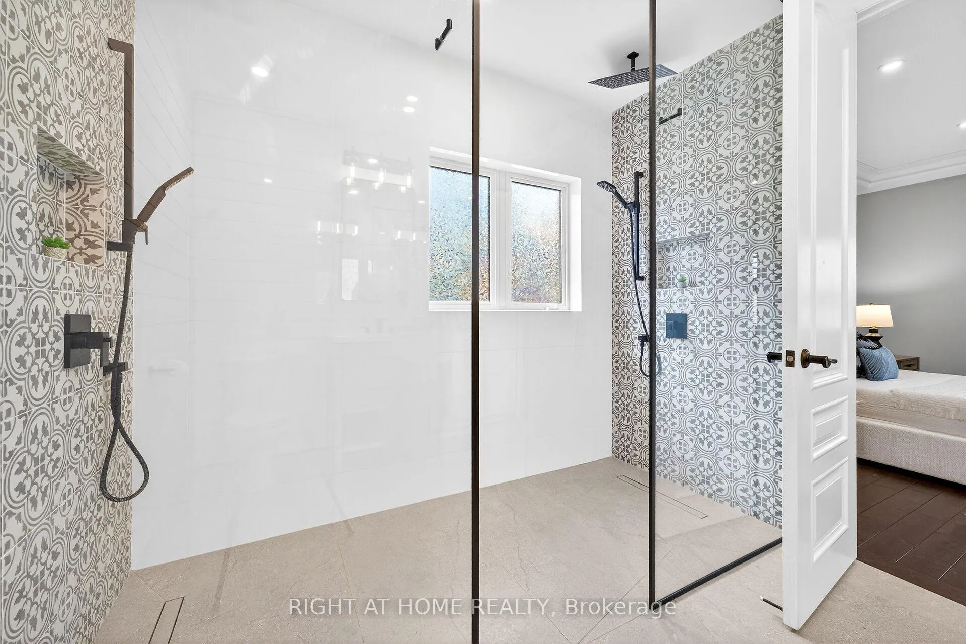 Photo 27 of 775 King Road, Burlington, LaSalle — HOMEH