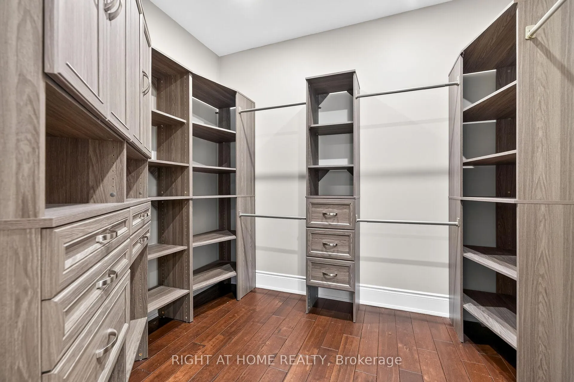 Photo 28 of 775 King Road, Burlington, LaSalle — HOMEH