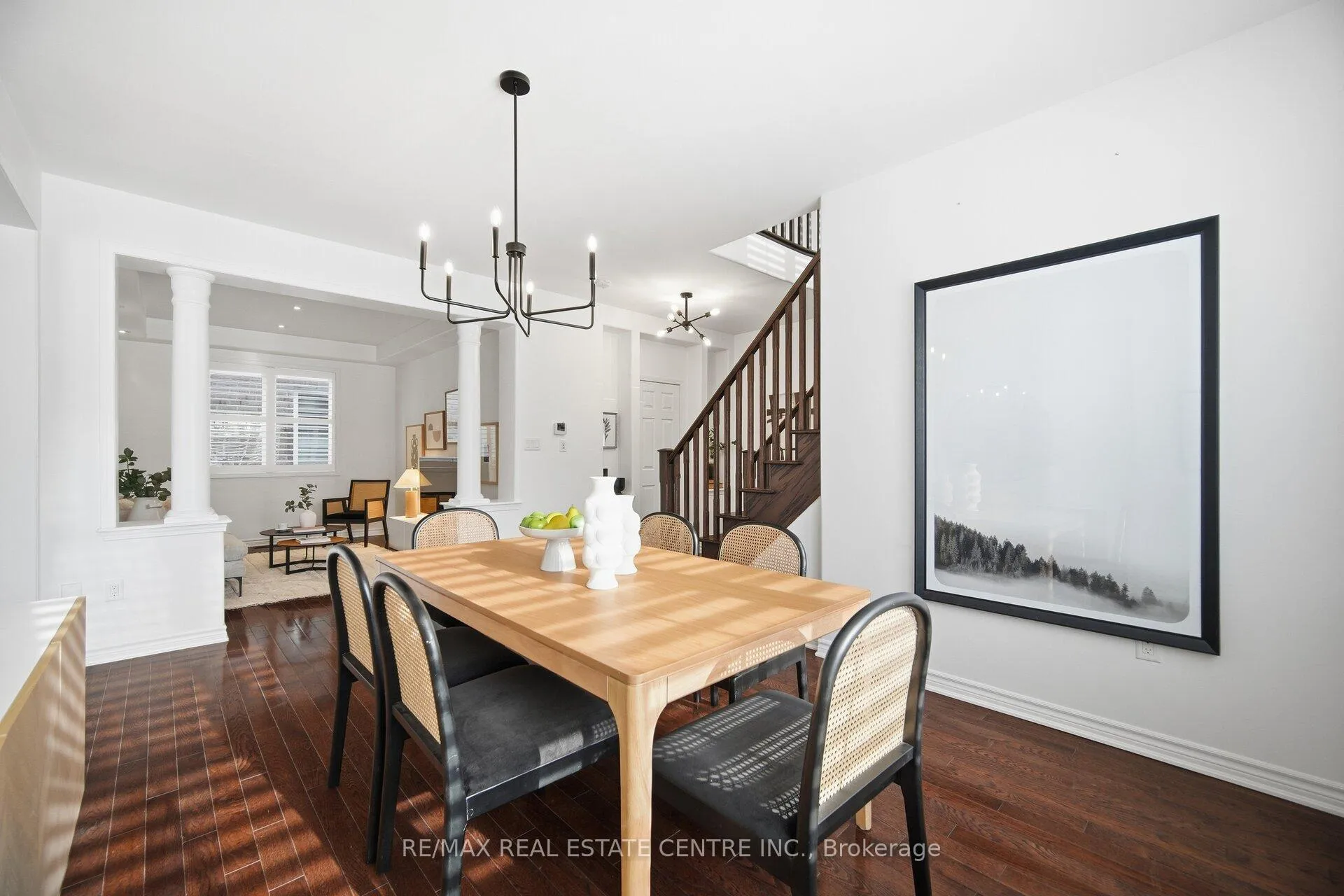 Photo 9 of 700 Gervais Terrace, Milton, Coates — HOMEH