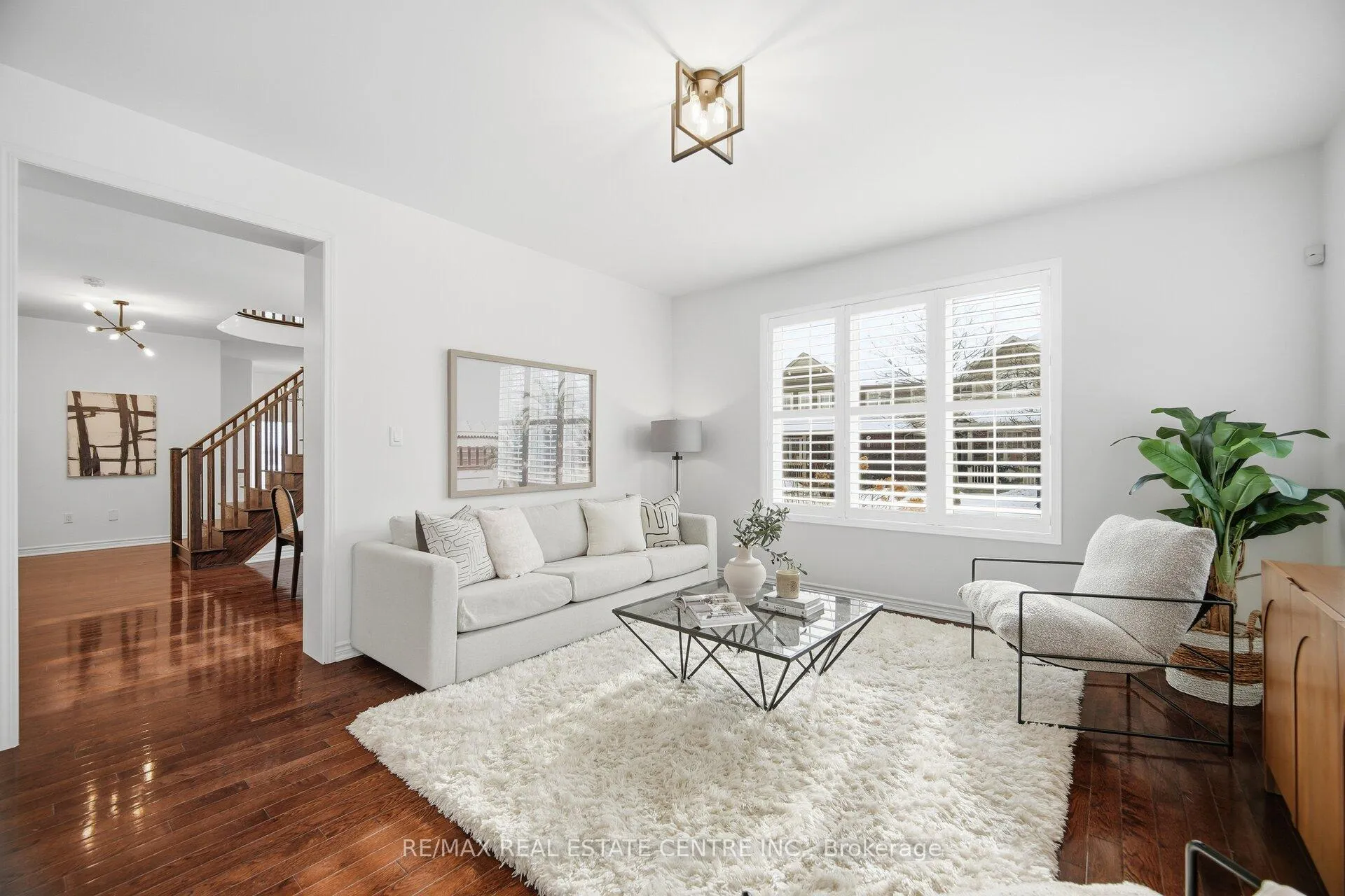 Photo 15 of 700 Gervais Terrace, Milton, Coates — HOMEH