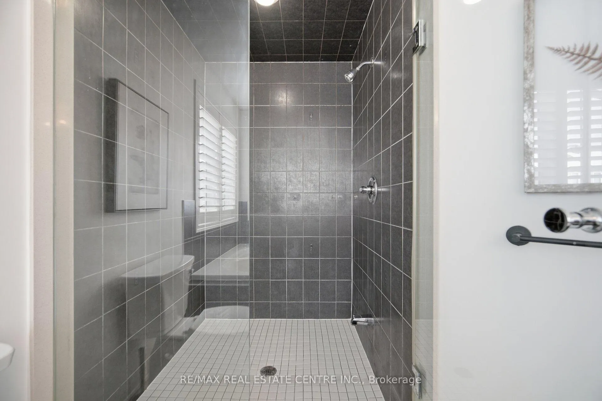 Photo 29 of 700 Gervais Terrace, Milton, Coates — HOMEH