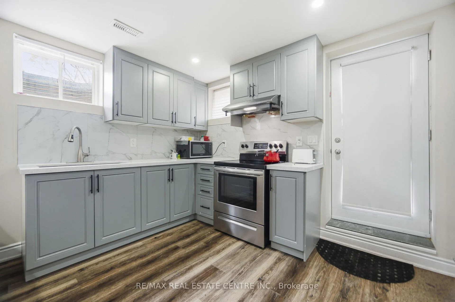 Photo 39 of 700 Gervais Terrace, Milton, Coates — HOMEH