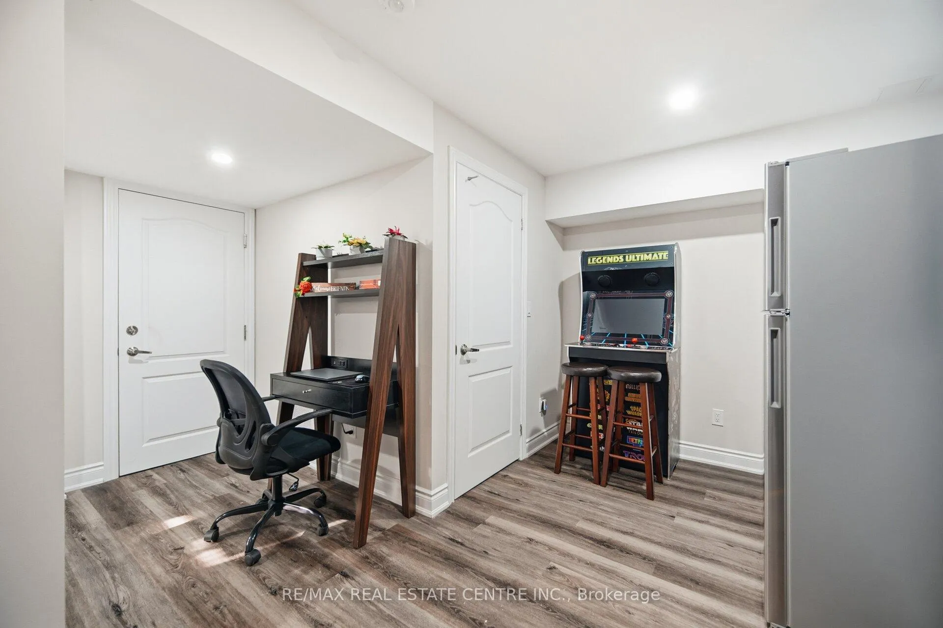 Photo 41 of 700 Gervais Terrace, Milton, Coates — HOMEH
