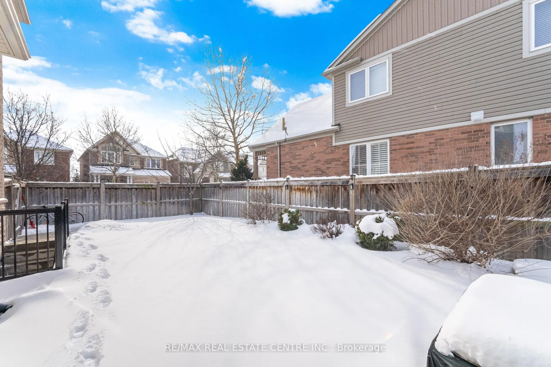 Photo 46 of 700 Gervais Terrace, Milton, Coates — HOMEH