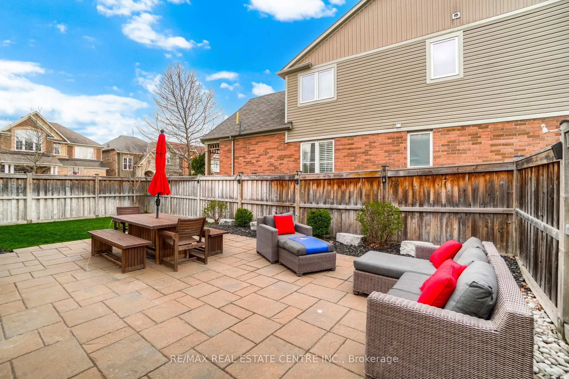 Photo 48 of 700 Gervais Terrace, Milton, Coates — HOMEH