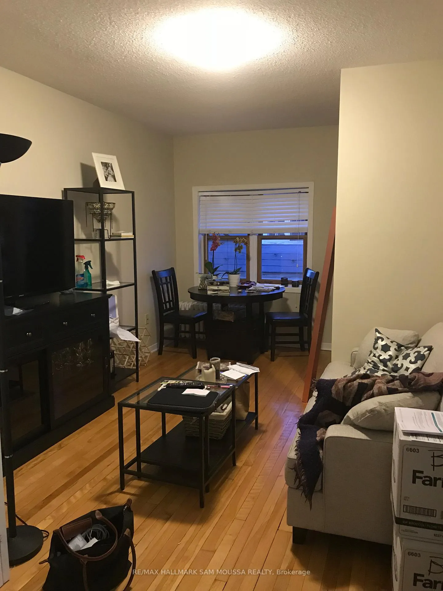 Photo 2 of Unit 9, 232 Cooper Street, Ottawa, Ottawa Centre — HOMEH