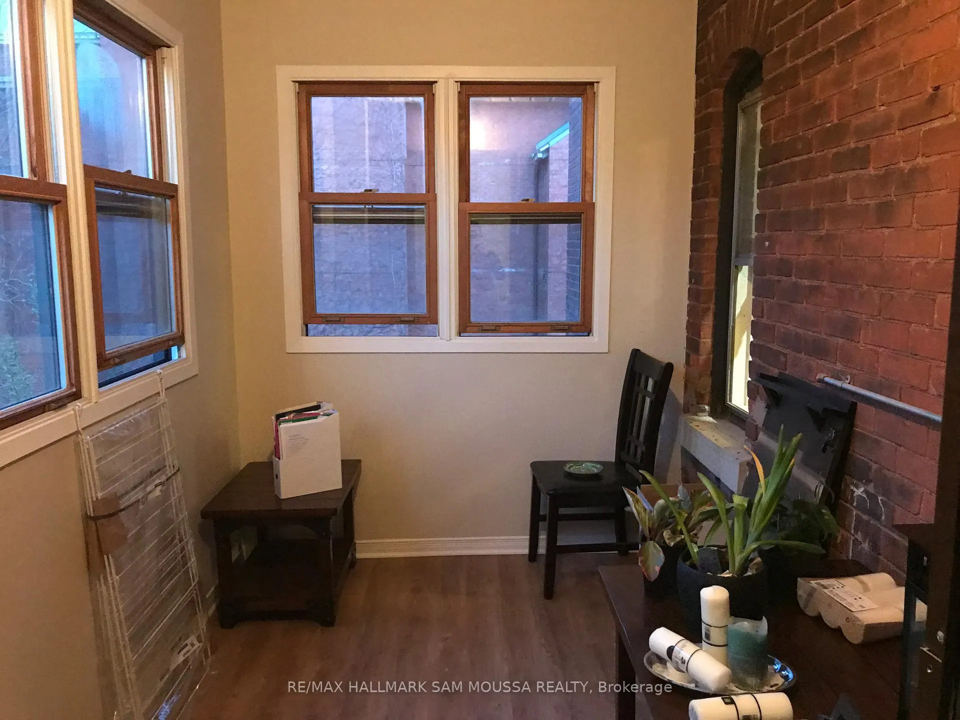 Photo 5 of Unit 9, 232 Cooper Street, Ottawa, Ottawa Centre — HOMEH