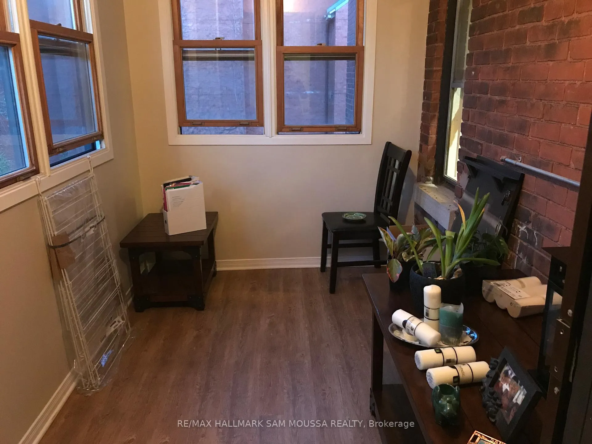 Photo 6 of Unit 9, 232 Cooper Street, Ottawa, Ottawa Centre — HOMEH