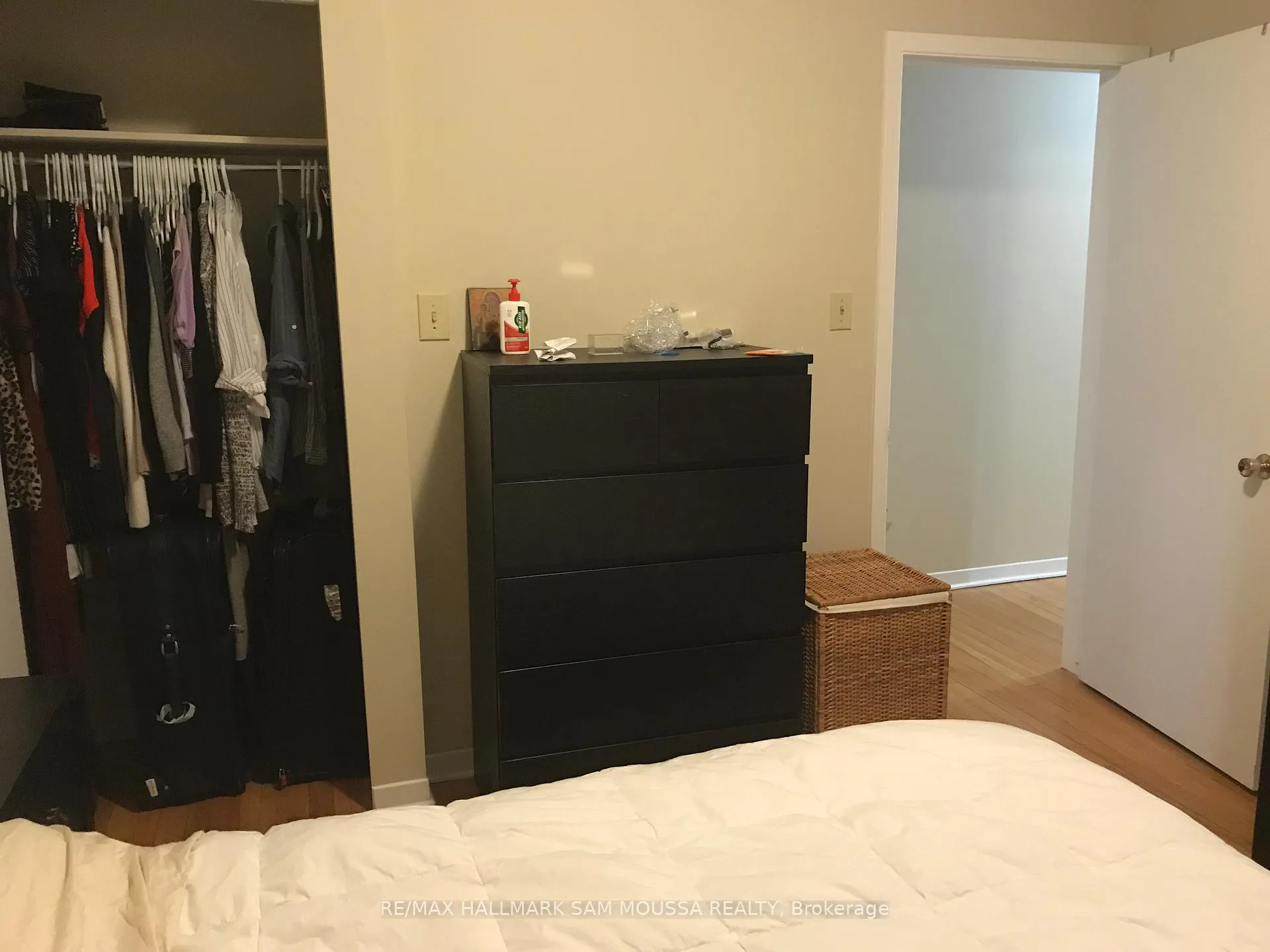 Photo 10 of Unit 9, 232 Cooper Street, Ottawa, Ottawa Centre — HOMEH
