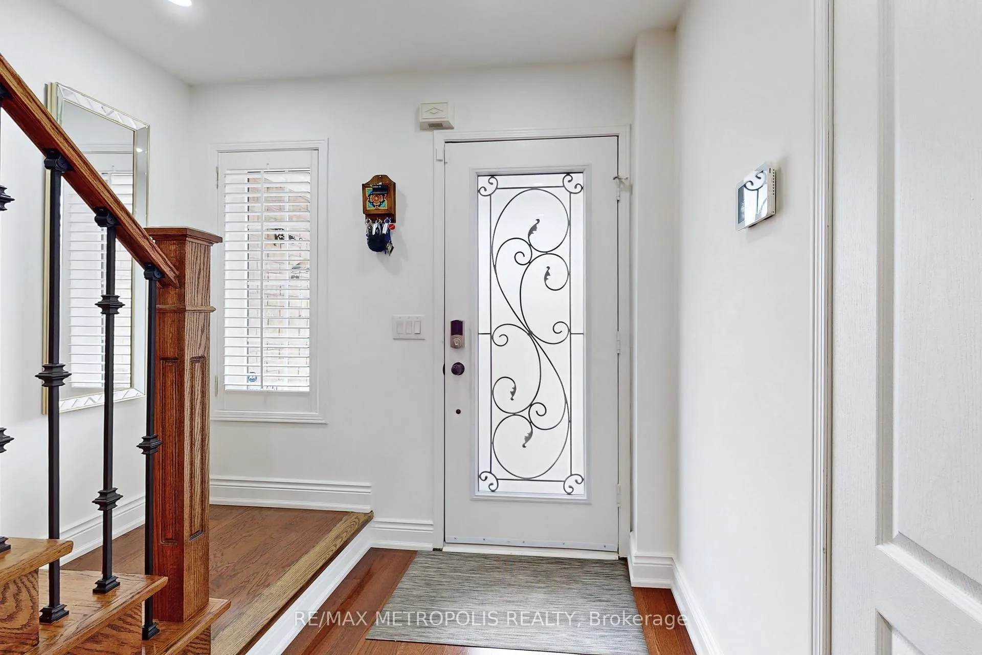 Photo 14 of 14 Piazza Crescent, Vaughan, West Woodbridge — HOMEH