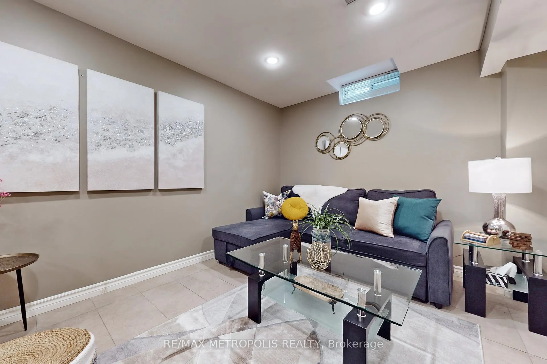 Photo 27 of 14 Piazza Crescent, Vaughan, West Woodbridge — HOMEH