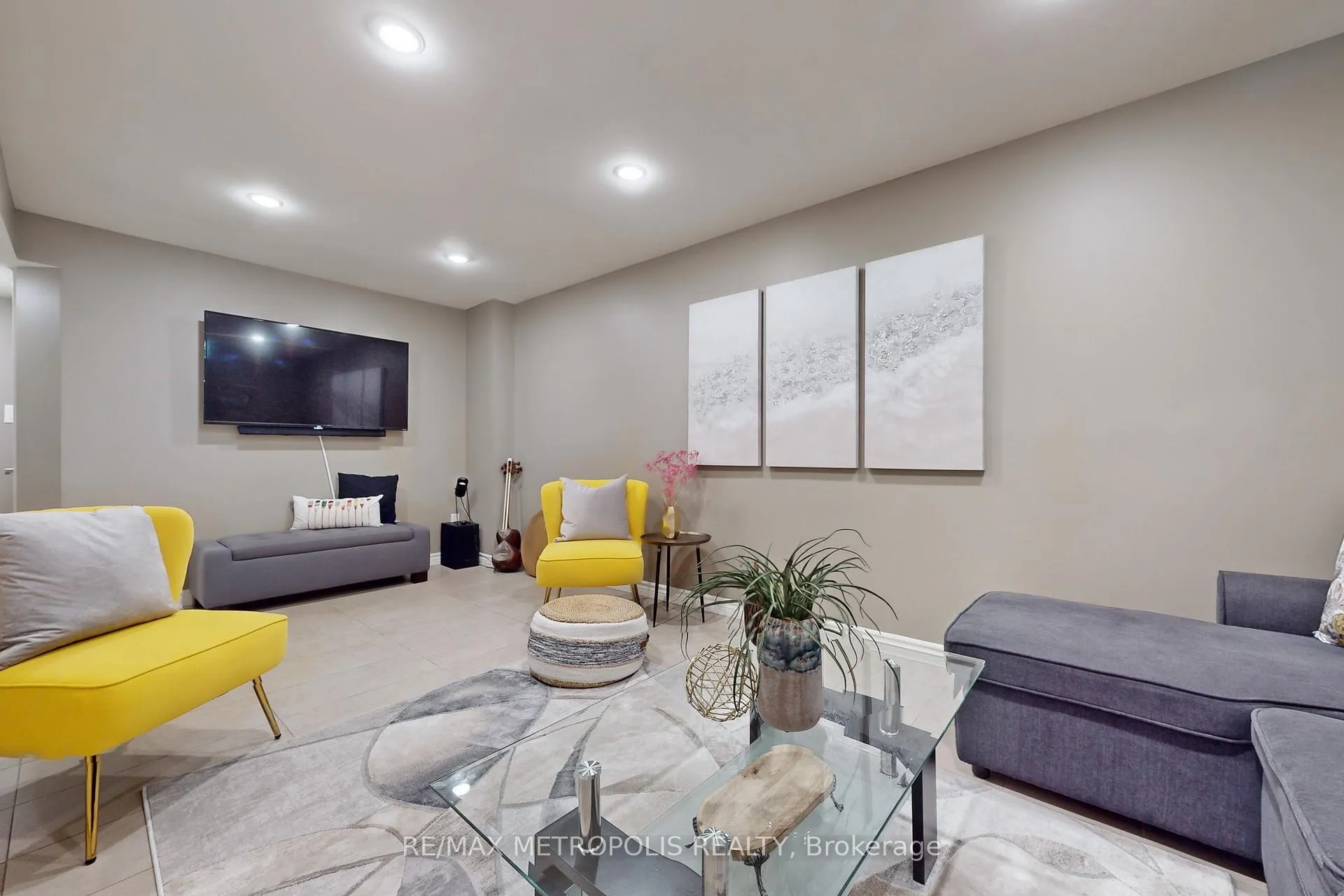 Photo 28 of 14 Piazza Crescent, Vaughan, West Woodbridge — HOMEH