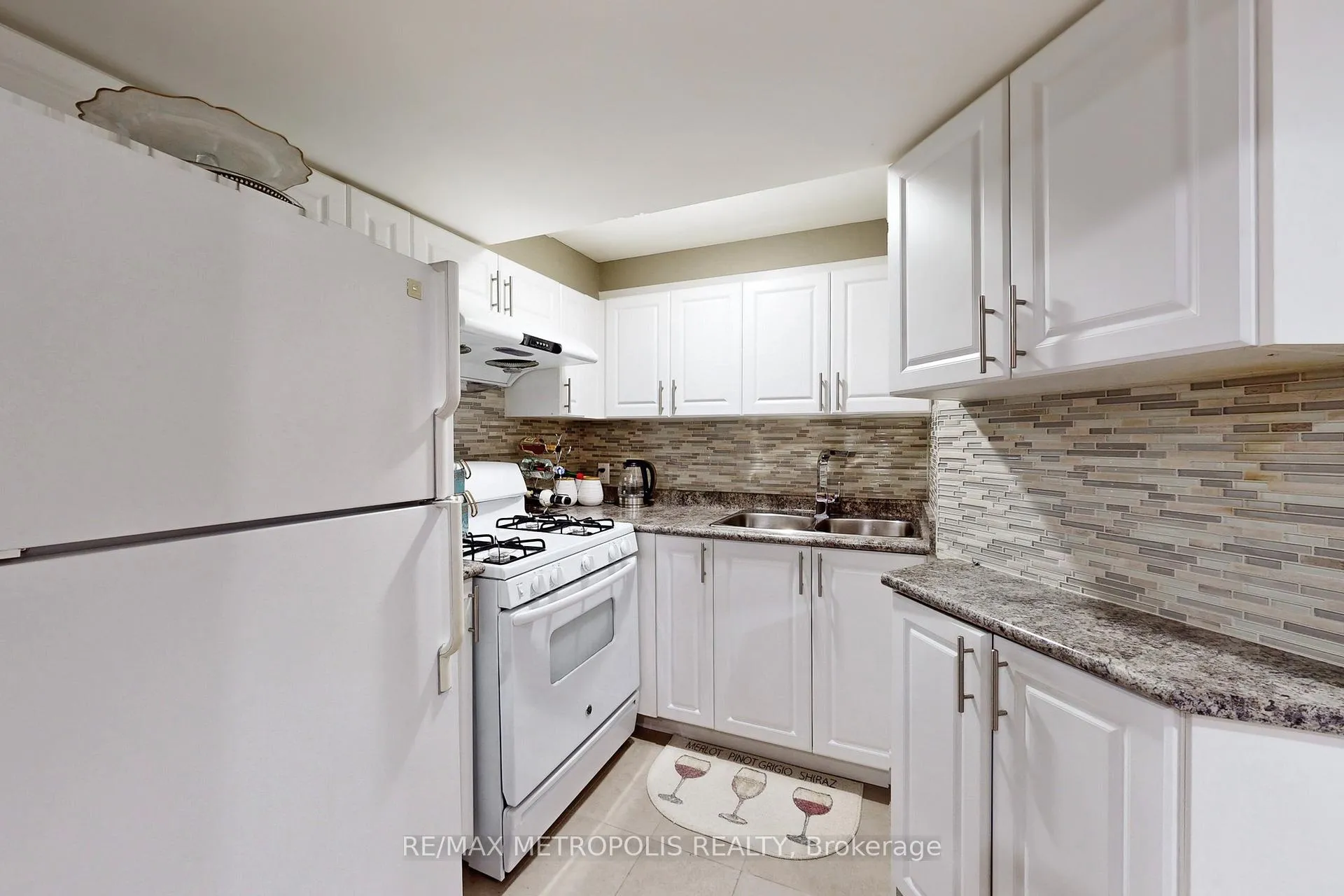 Photo 29 of 14 Piazza Crescent, Vaughan, West Woodbridge — HOMEH
