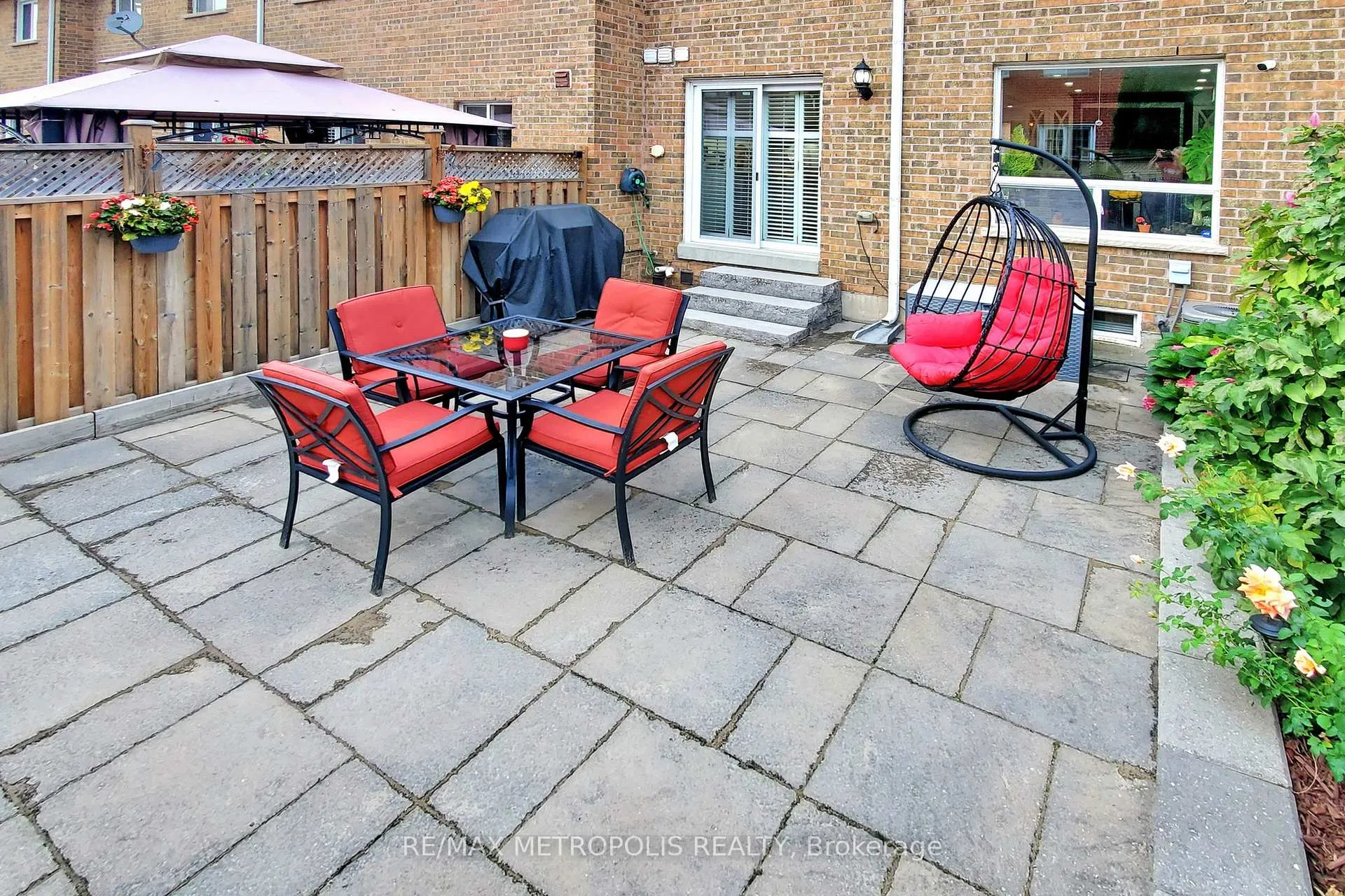 Photo 34 of 14 Piazza Crescent, Vaughan, West Woodbridge — HOMEH