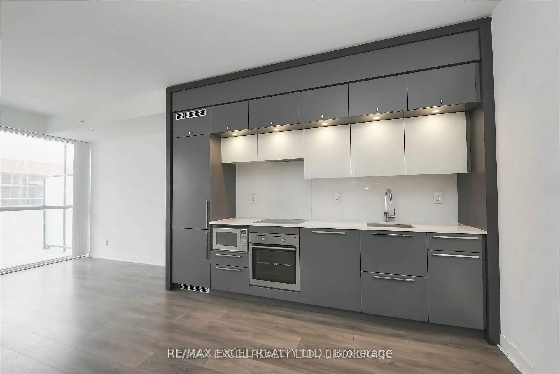 Photo 8 of Unit 2508, 15 Grenville Street, Toronto, Bay Street Corridor — HOMEH