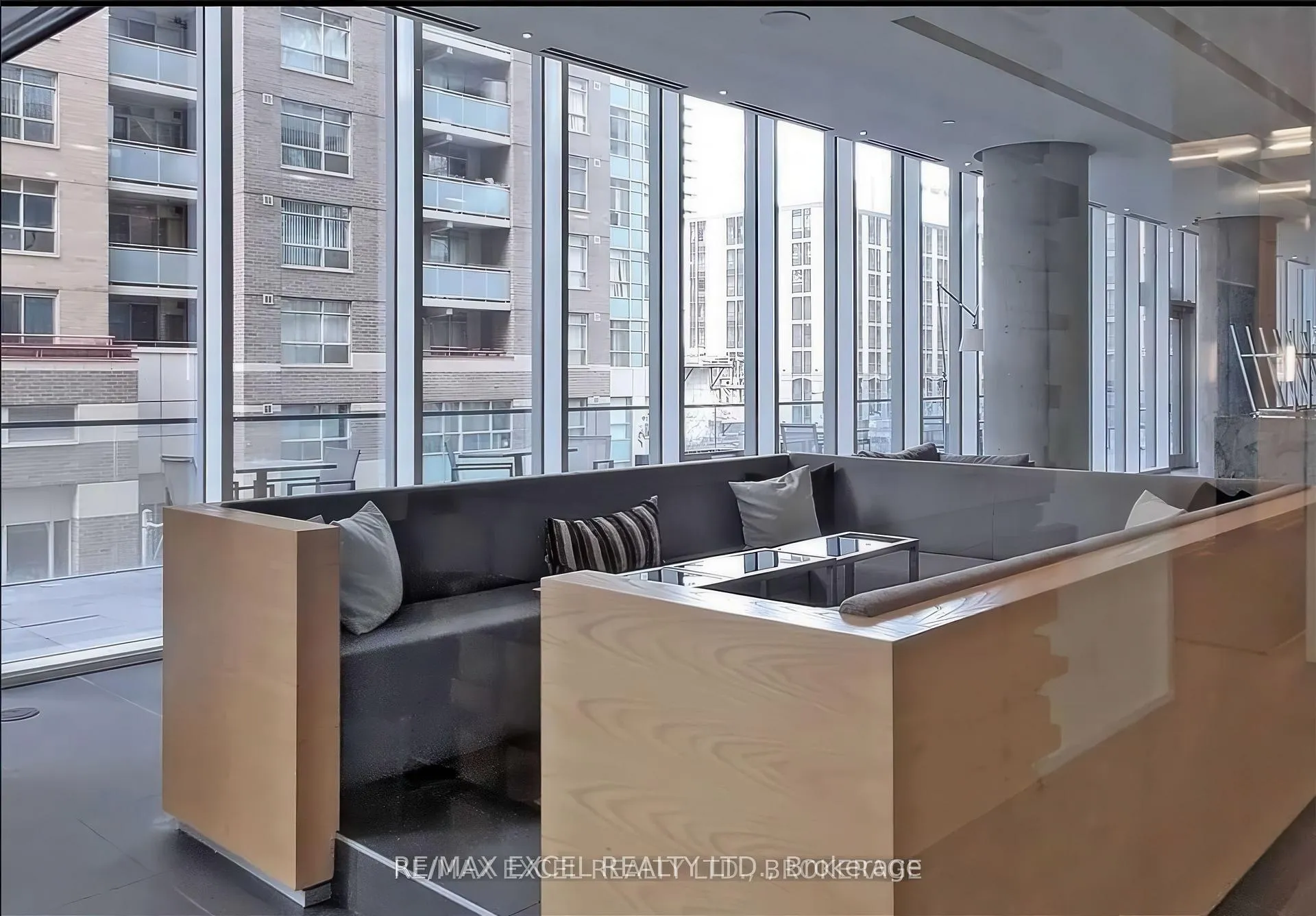 Photo 14 of Unit 2508, 15 Grenville Street, Toronto, Bay Street Corridor — HOMEH