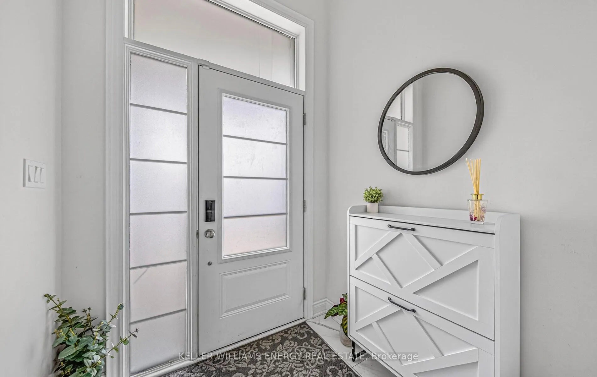 Photo 5 of 23 Holman Court, Whitby, Williamsburg — HOMEH