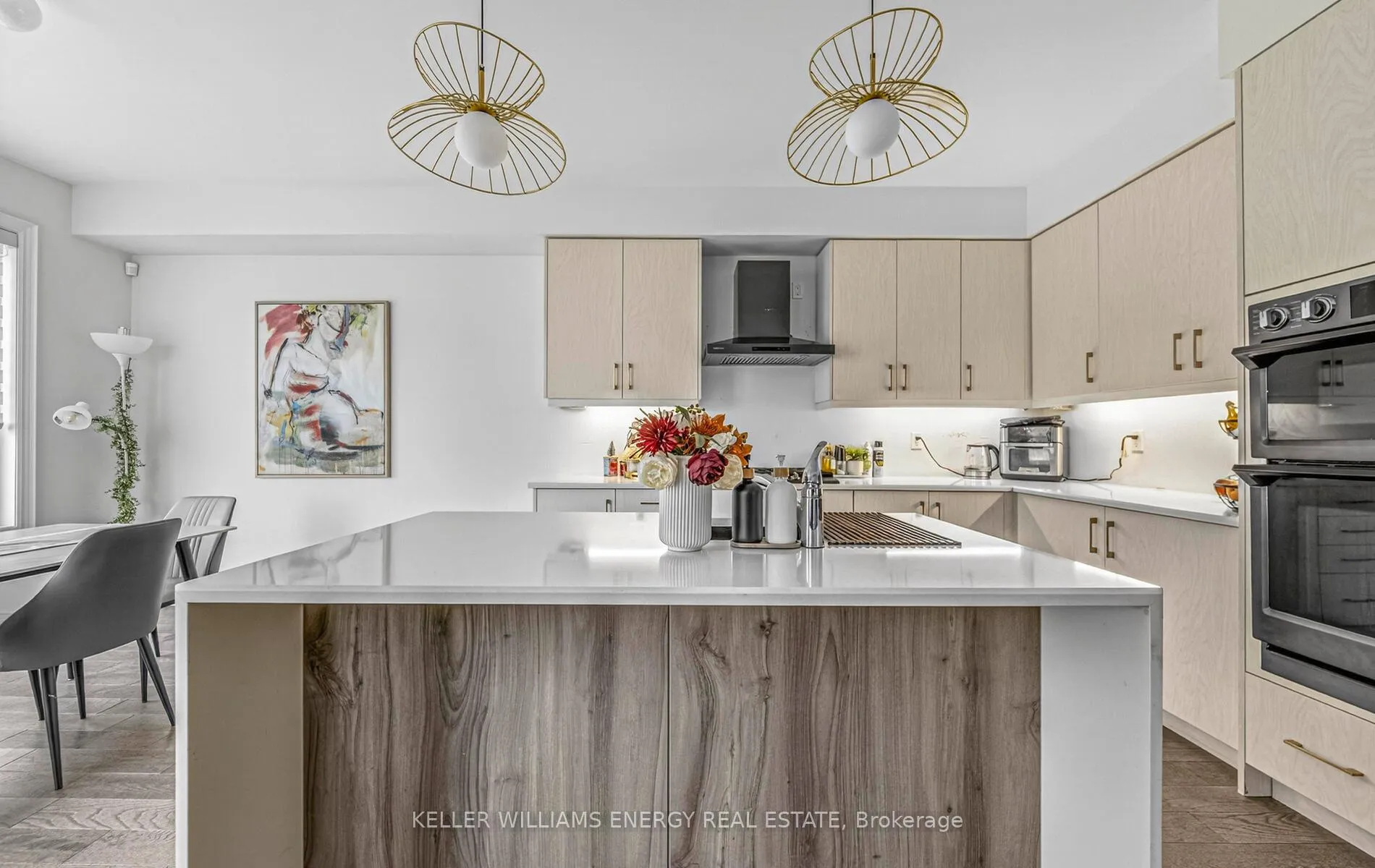 Photo 12 of 23 Holman Court, Whitby, Williamsburg — HOMEH