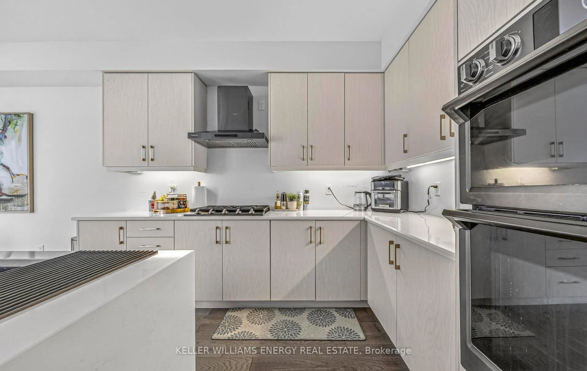 Photo 14 of 23 Holman Court, Whitby, Williamsburg — HOMEH