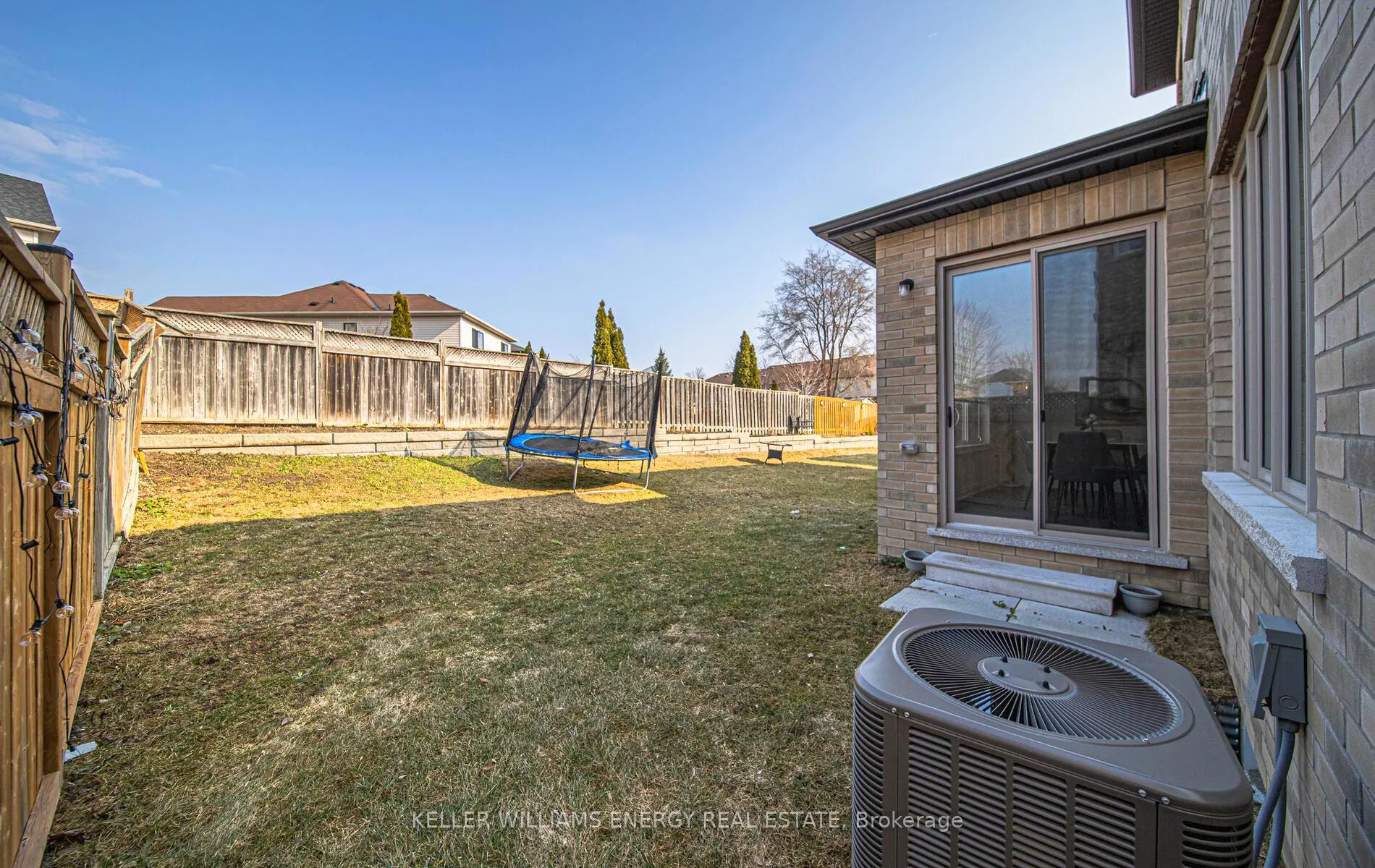 Photo 33 of 23 Holman Court, Whitby, Williamsburg — HOMEH