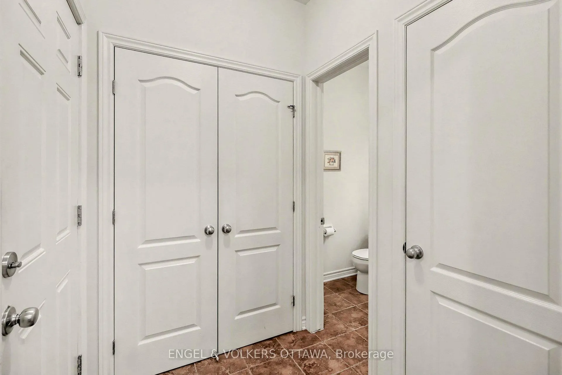 Photo 5 of 257 Bulrush Crescent, Ottawa, Blossom Park/Kemp Park/Findlay Creek — HOMEH