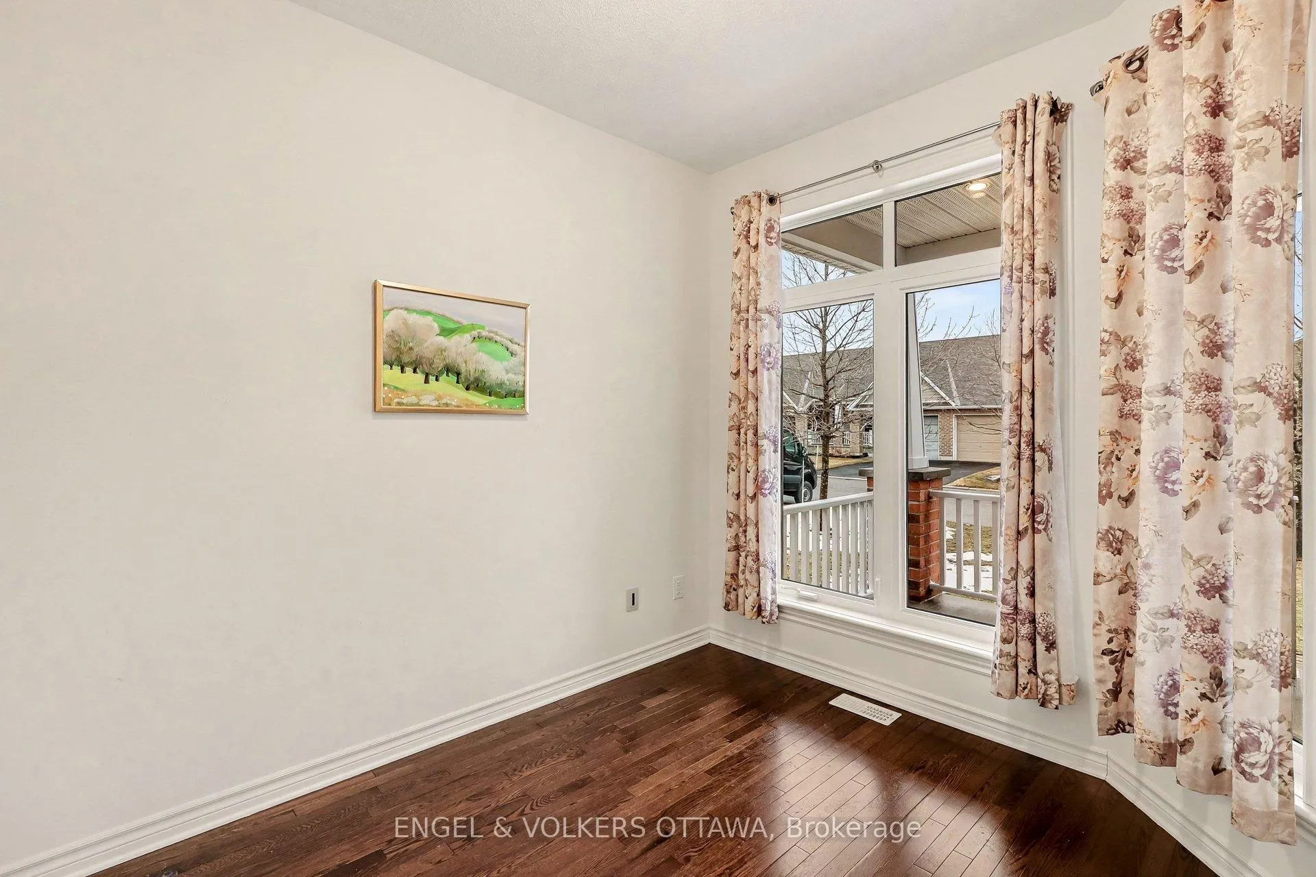 Photo 7 of 257 Bulrush Crescent, Ottawa, Blossom Park/Kemp Park/Findlay Creek — HOMEH