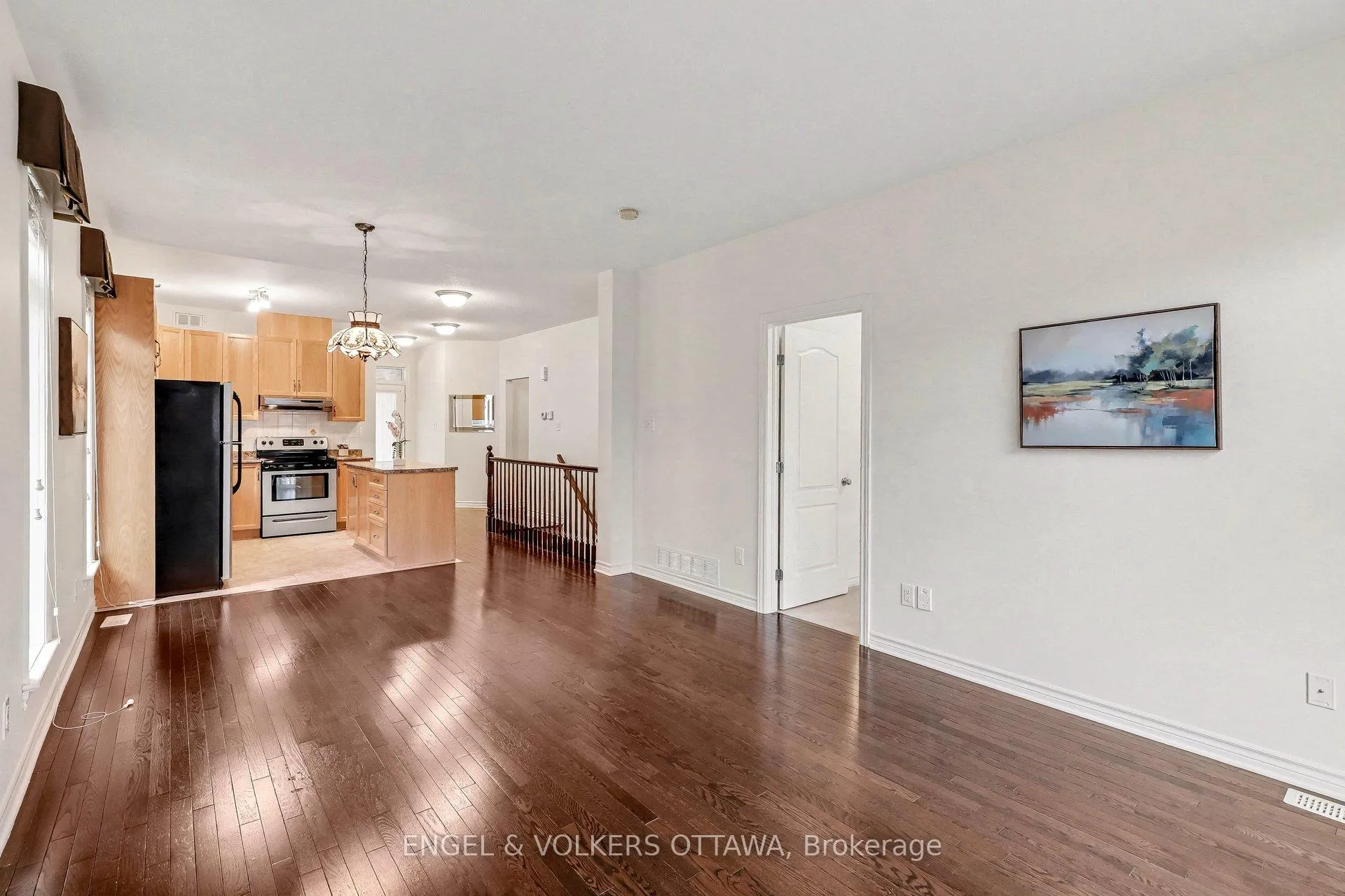 Photo 11 of 257 Bulrush Crescent, Ottawa, Blossom Park/Kemp Park/Findlay Creek — HOMEH