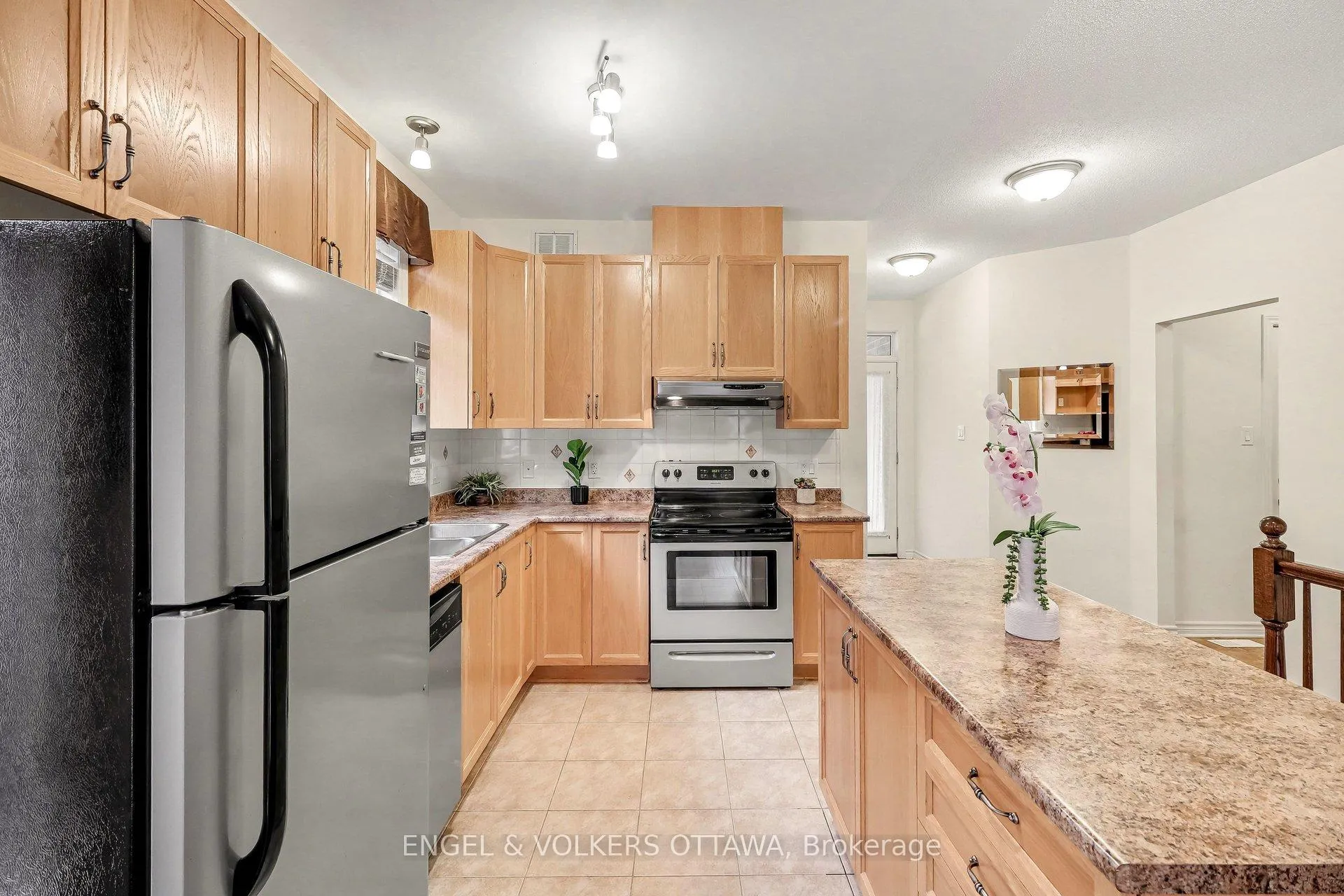 Photo 13 of 257 Bulrush Crescent, Ottawa, Blossom Park/Kemp Park/Findlay Creek — HOMEH