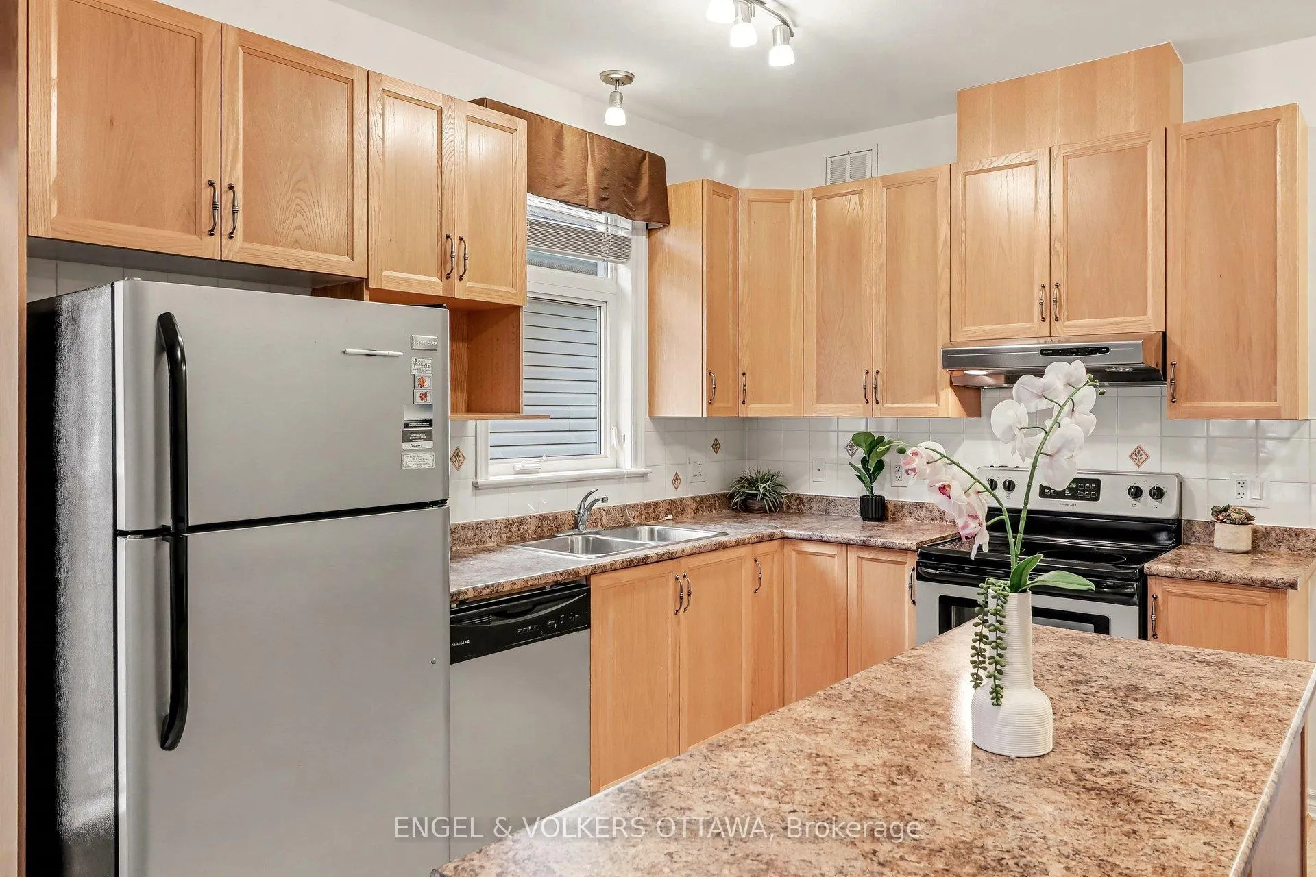 Photo 16 of 257 Bulrush Crescent, Ottawa, Blossom Park/Kemp Park/Findlay Creek — HOMEH