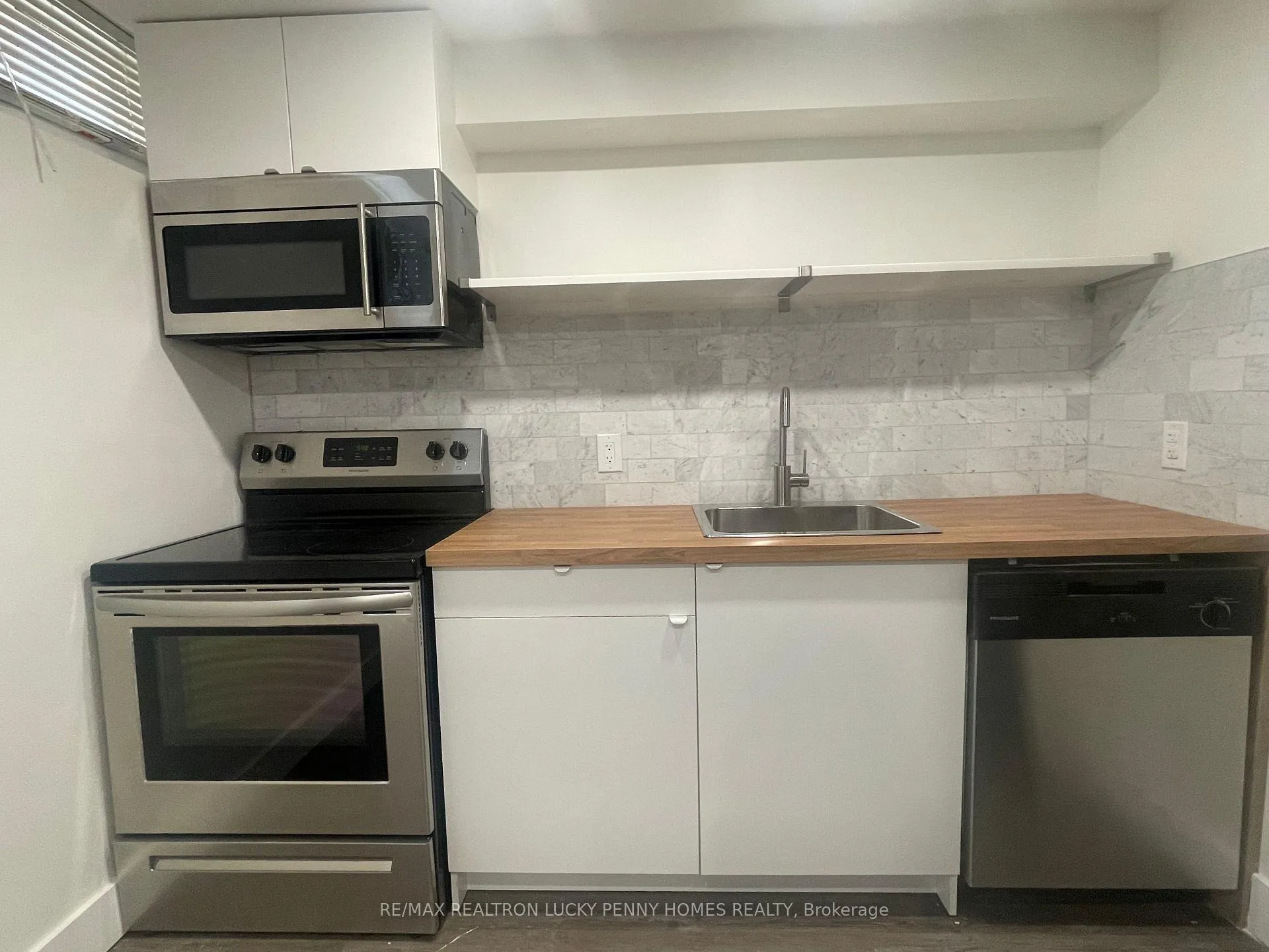 Photo 4 of Unit Bsmt, 83 Living Crescent, Markham, Victoria Square — HOMEH
