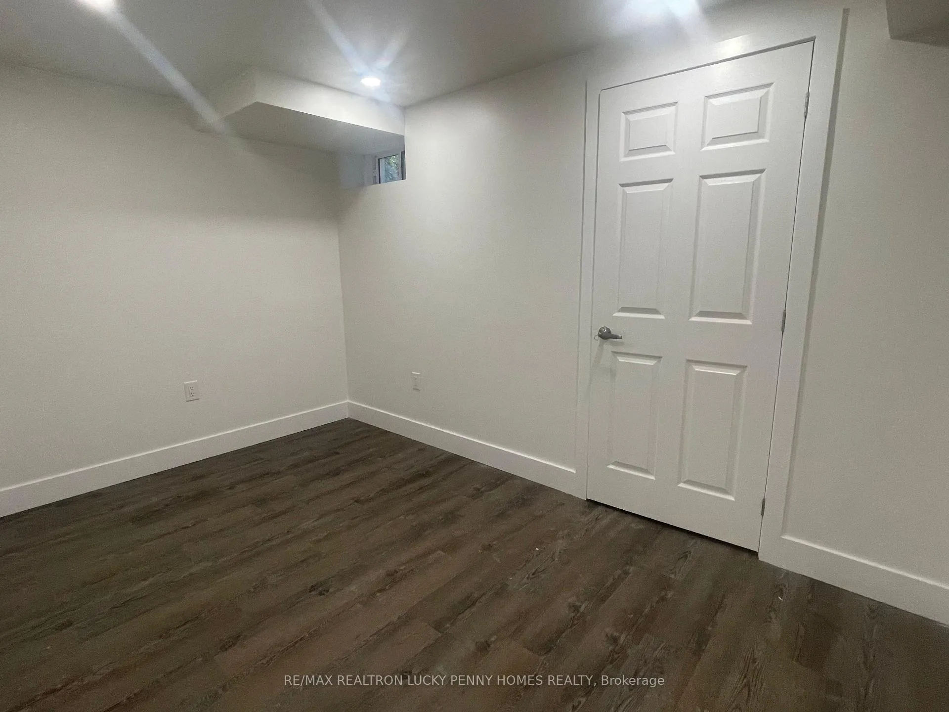 Photo 7 of Unit Bsmt, 83 Living Crescent, Markham, Victoria Square — HOMEH