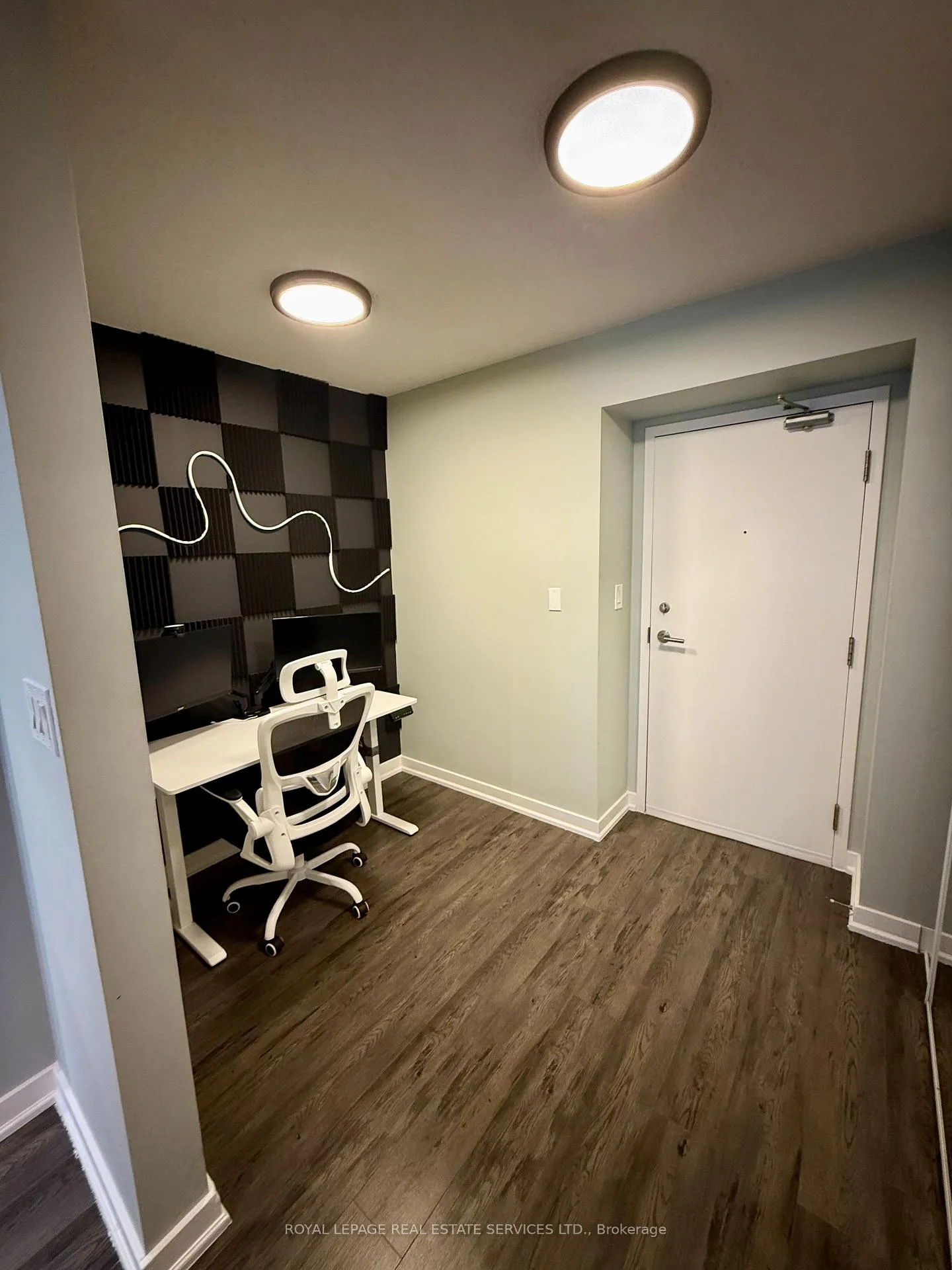 Photo 9 of Unit 3703, 25 Telegram Mews S, Toronto, Waterfront Communities — HOMEH