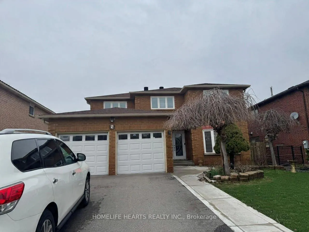 Photo 1 of 5 Burwash Court, Brampton, Heart Lake West — HOMEH