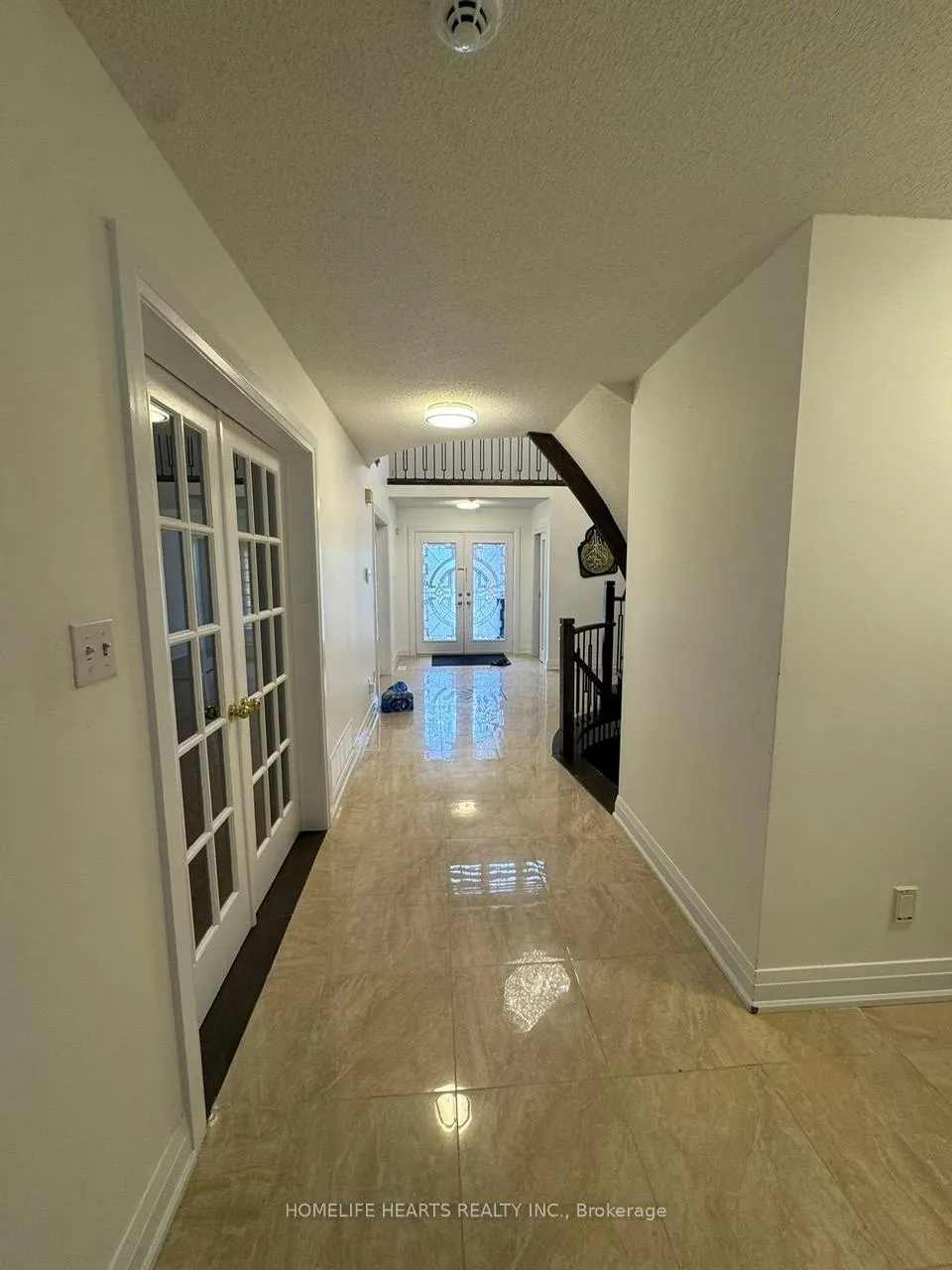 Photo 3 of 5 Burwash Court, Brampton, Heart Lake West — HOMEH