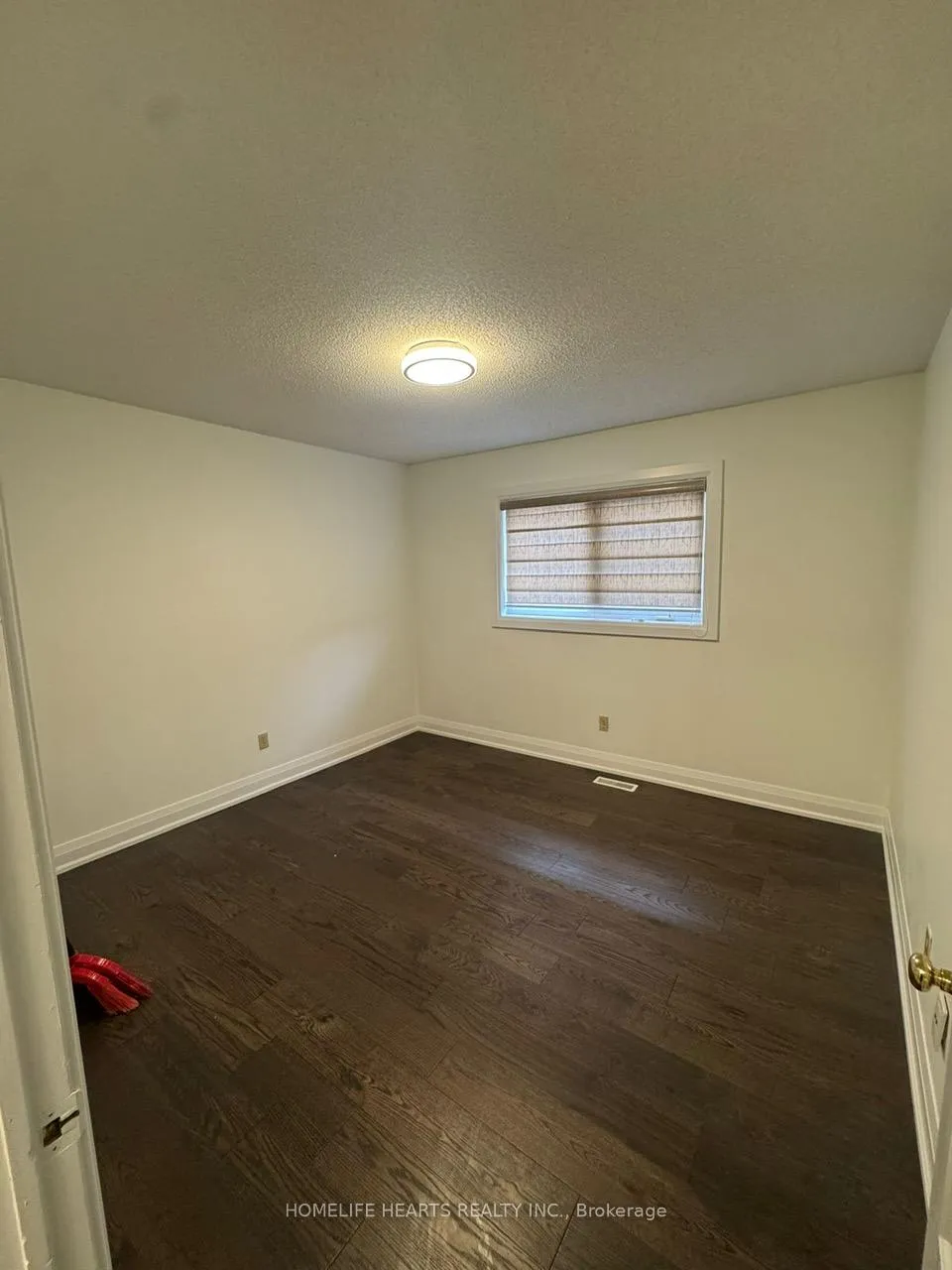 Photo 5 of 5 Burwash Court, Brampton, Heart Lake West — HOMEH