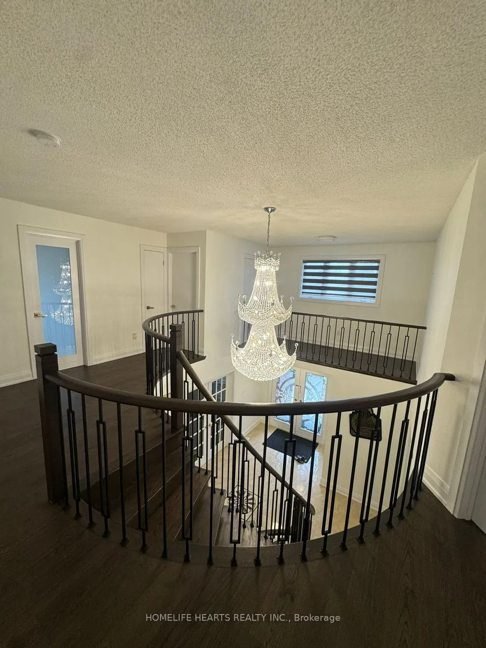 Photo 15 of 5 Burwash Court, Brampton, Heart Lake West — HOMEH