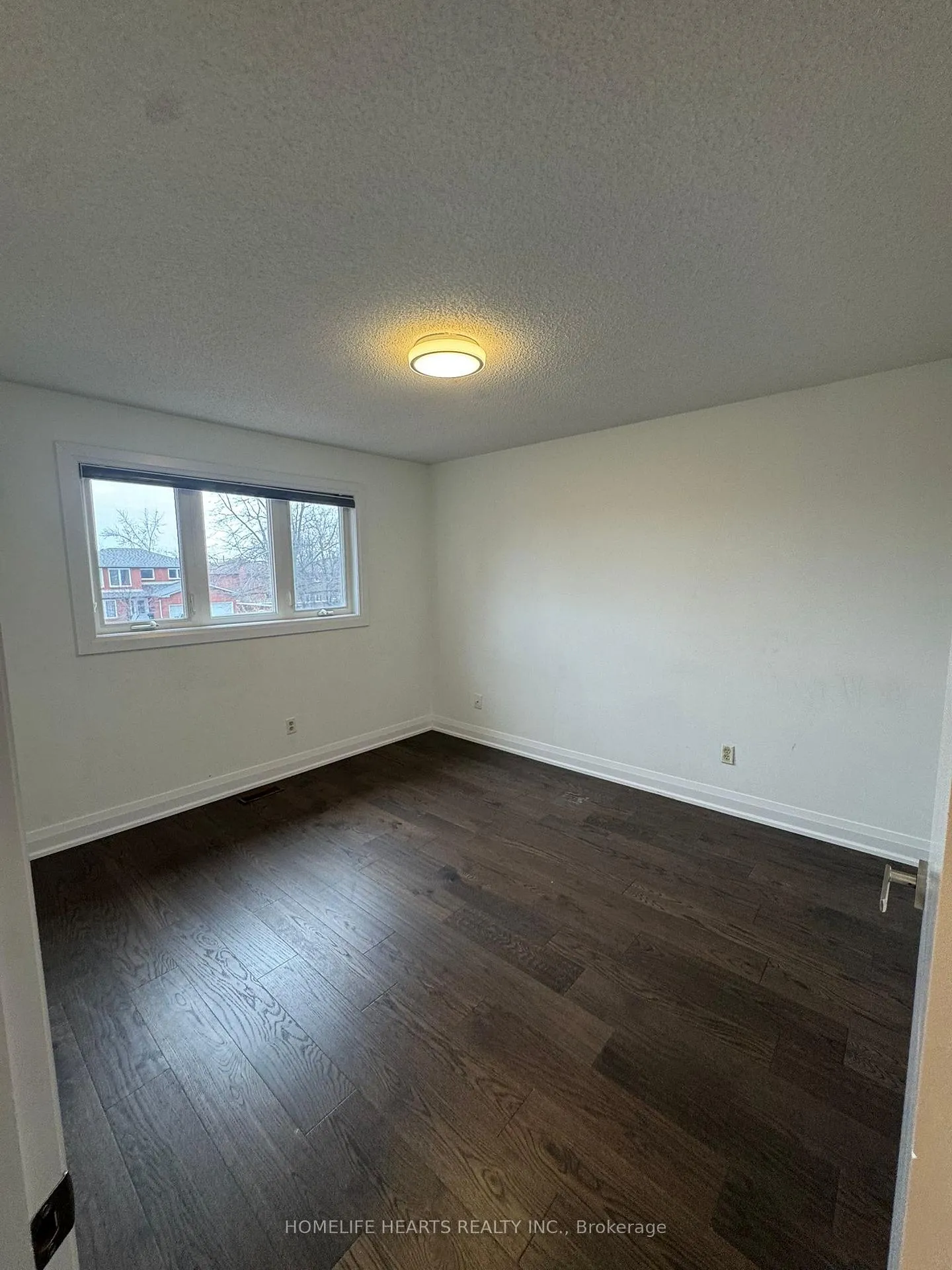Photo 19 of 5 Burwash Court, Brampton, Heart Lake West — HOMEH