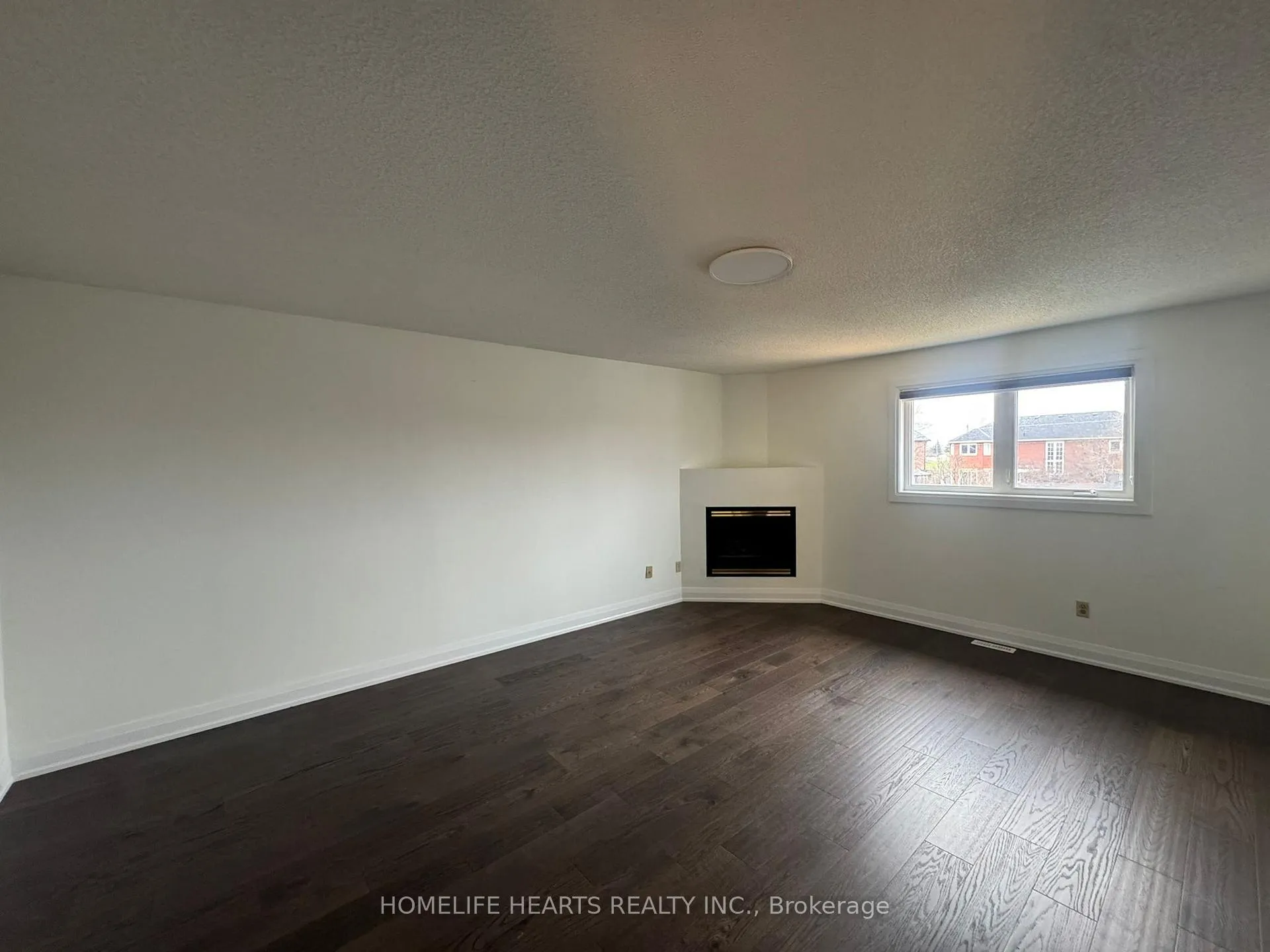 Photo 25 of 5 Burwash Court, Brampton, Heart Lake West — HOMEH