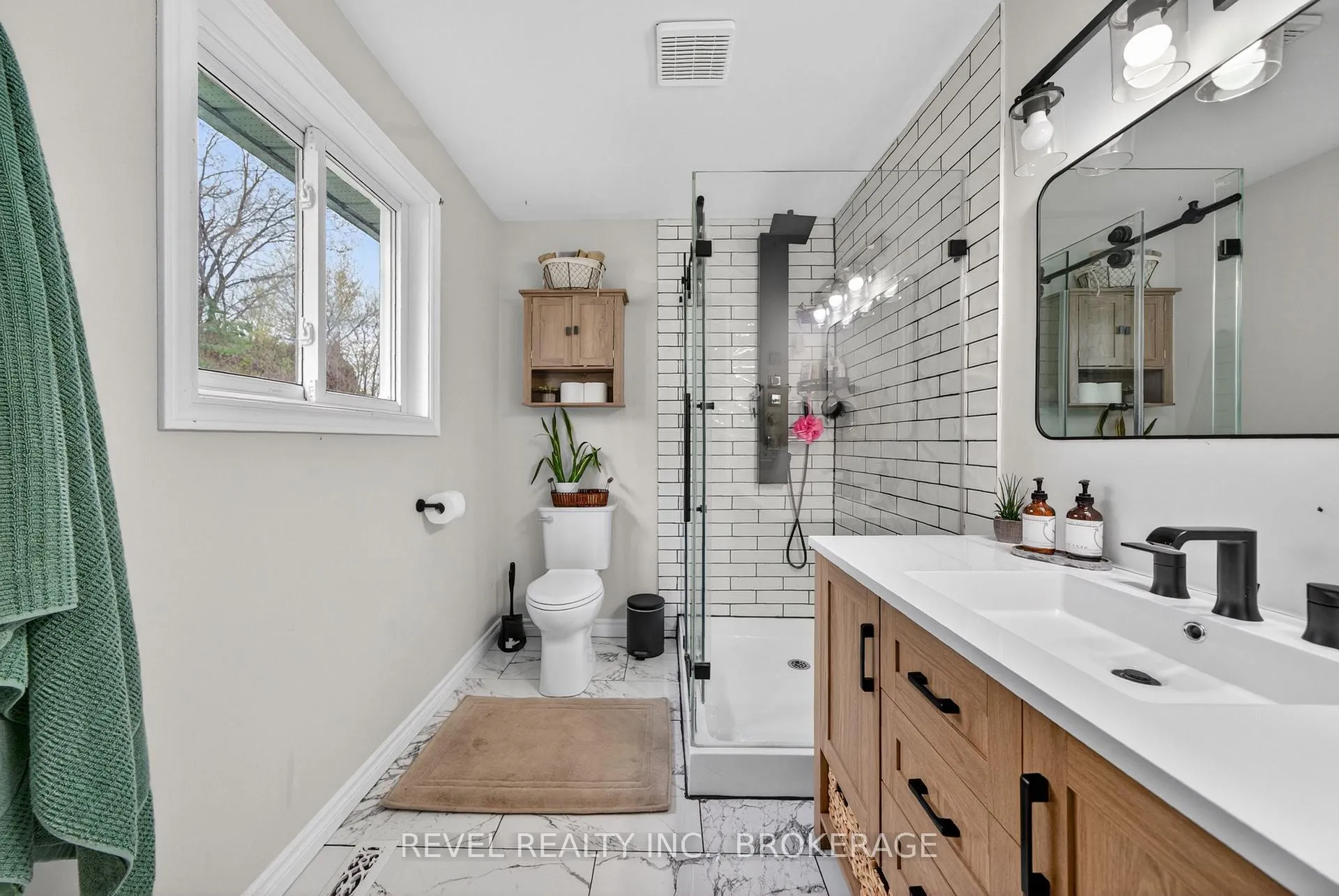 Photo 27 of 4095 Graham Road, Frontenac, Frontenac South — HOMEH