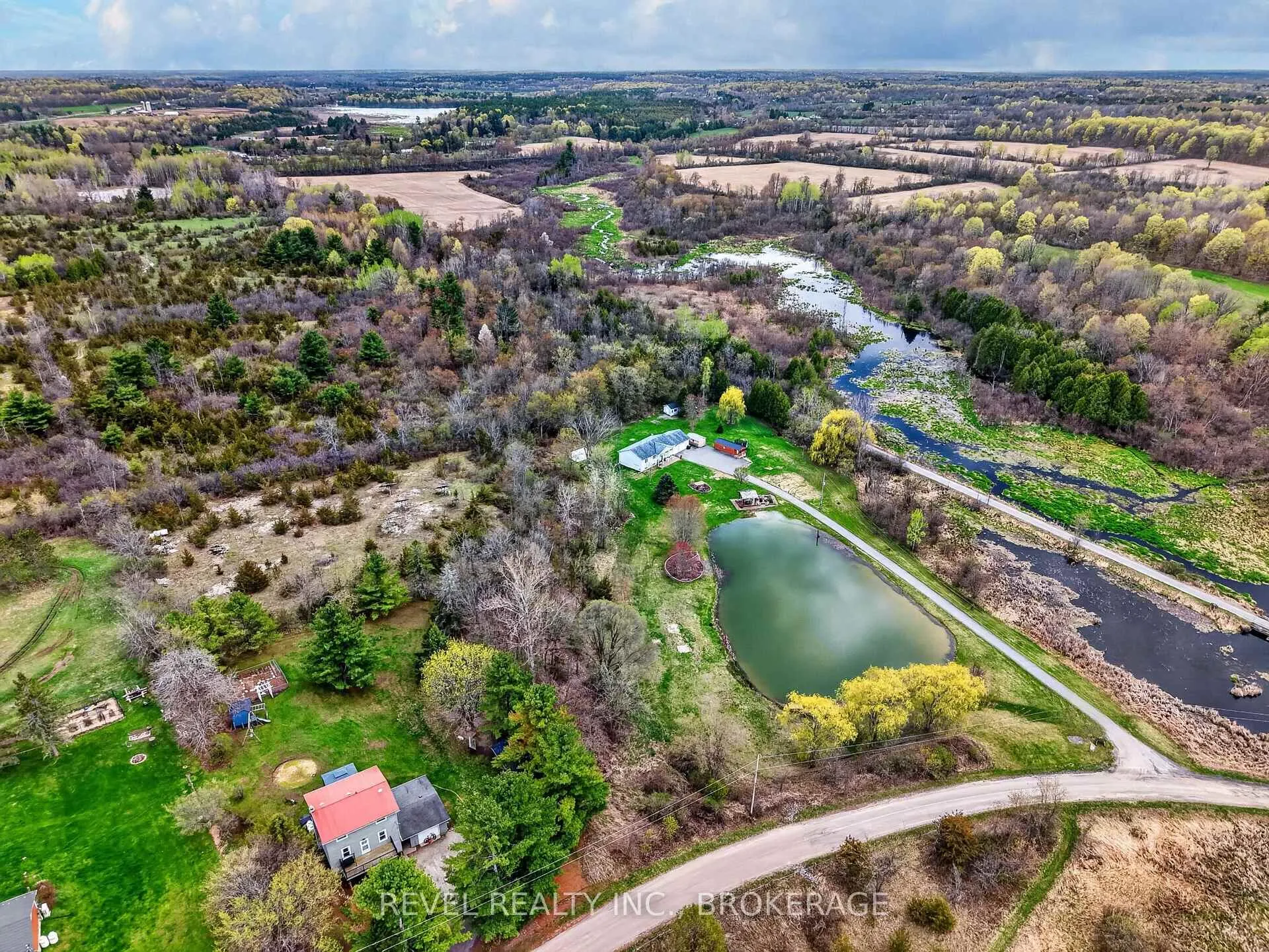 Photo 44 of 4095 Graham Road, Frontenac, Frontenac South — HOMEH