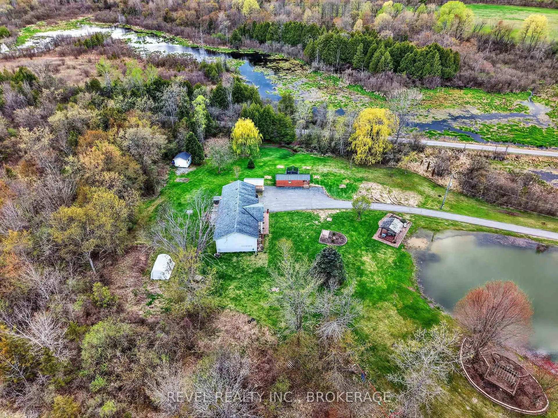 Photo 46 of 4095 Graham Road, Frontenac, Frontenac South — HOMEH