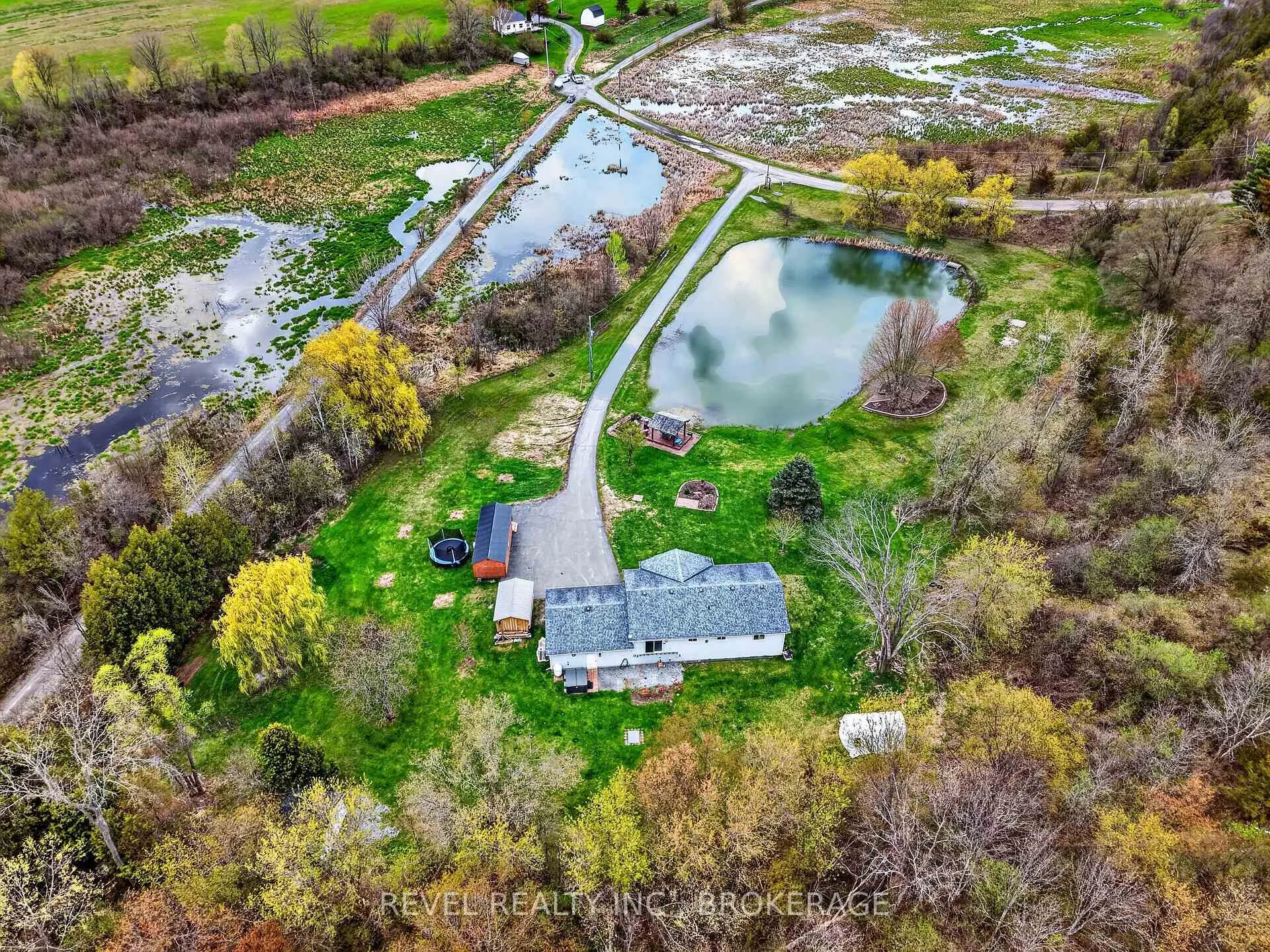 Photo 47 of 4095 Graham Road, Frontenac, Frontenac South — HOMEH
