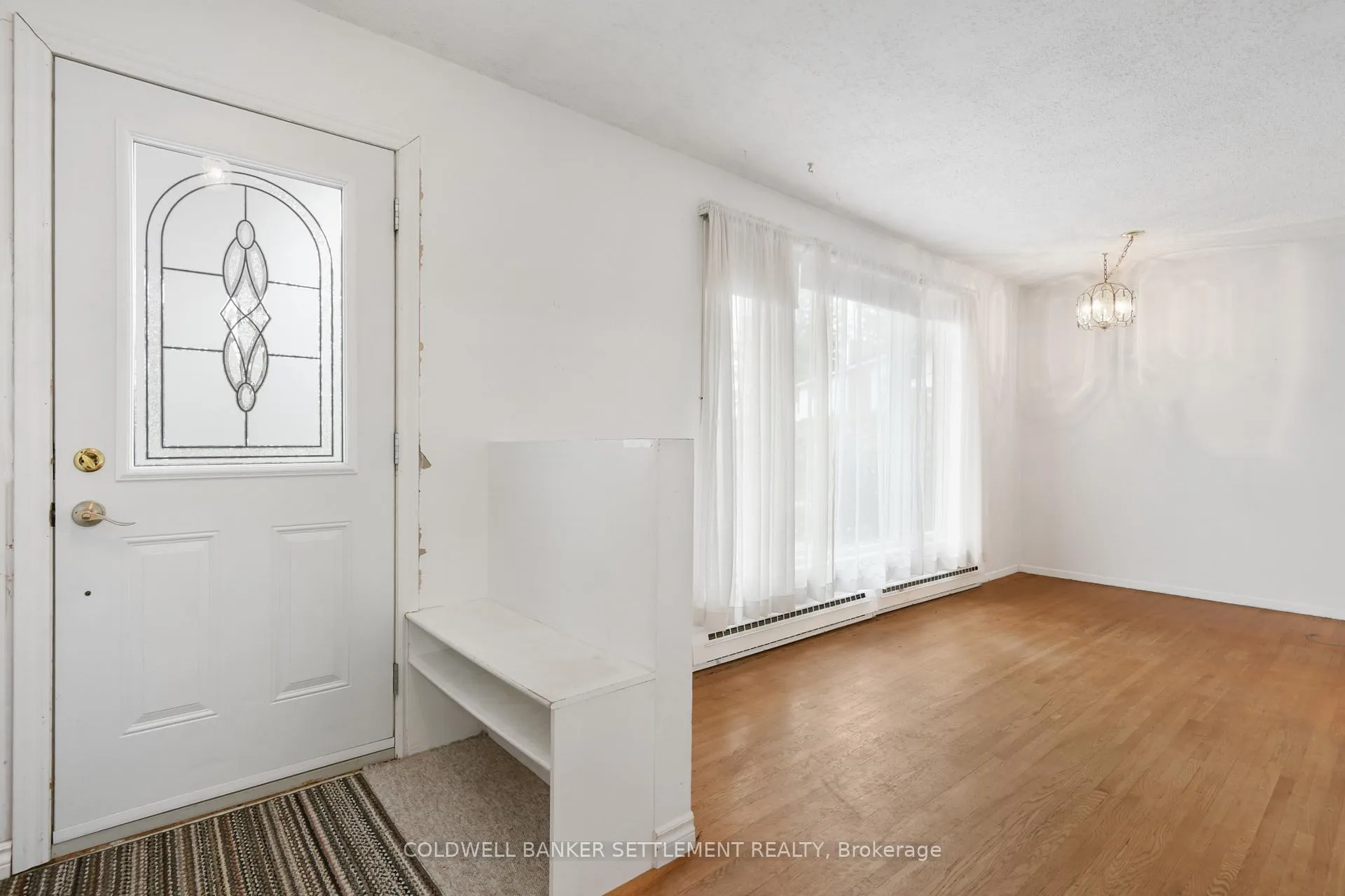 Photo 7 of 7 Parker Avenue, Ottawa, Meadowlands/Crestview — HOMEH