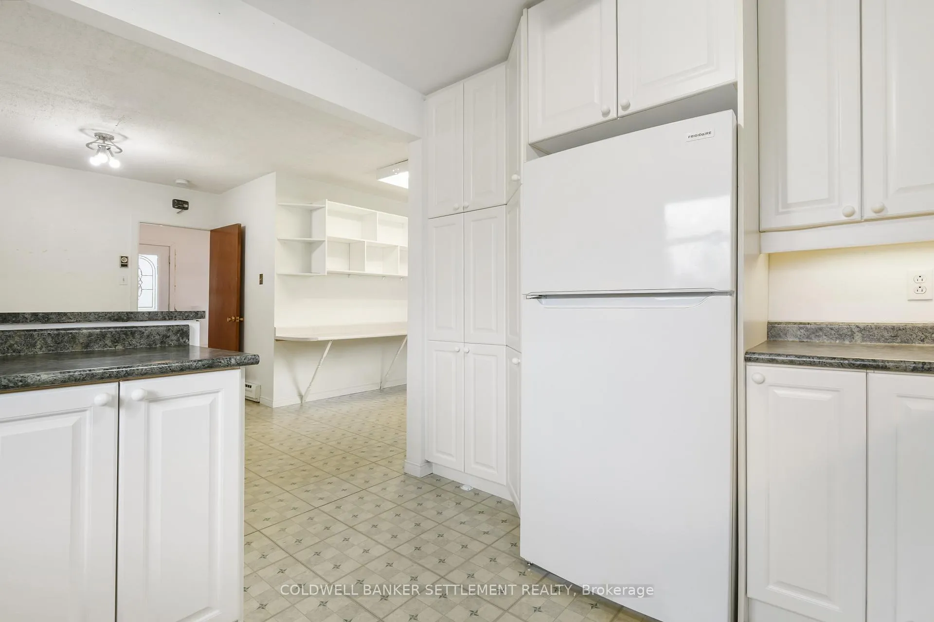 Photo 16 of 7 Parker Avenue, Ottawa, Meadowlands/Crestview — HOMEH